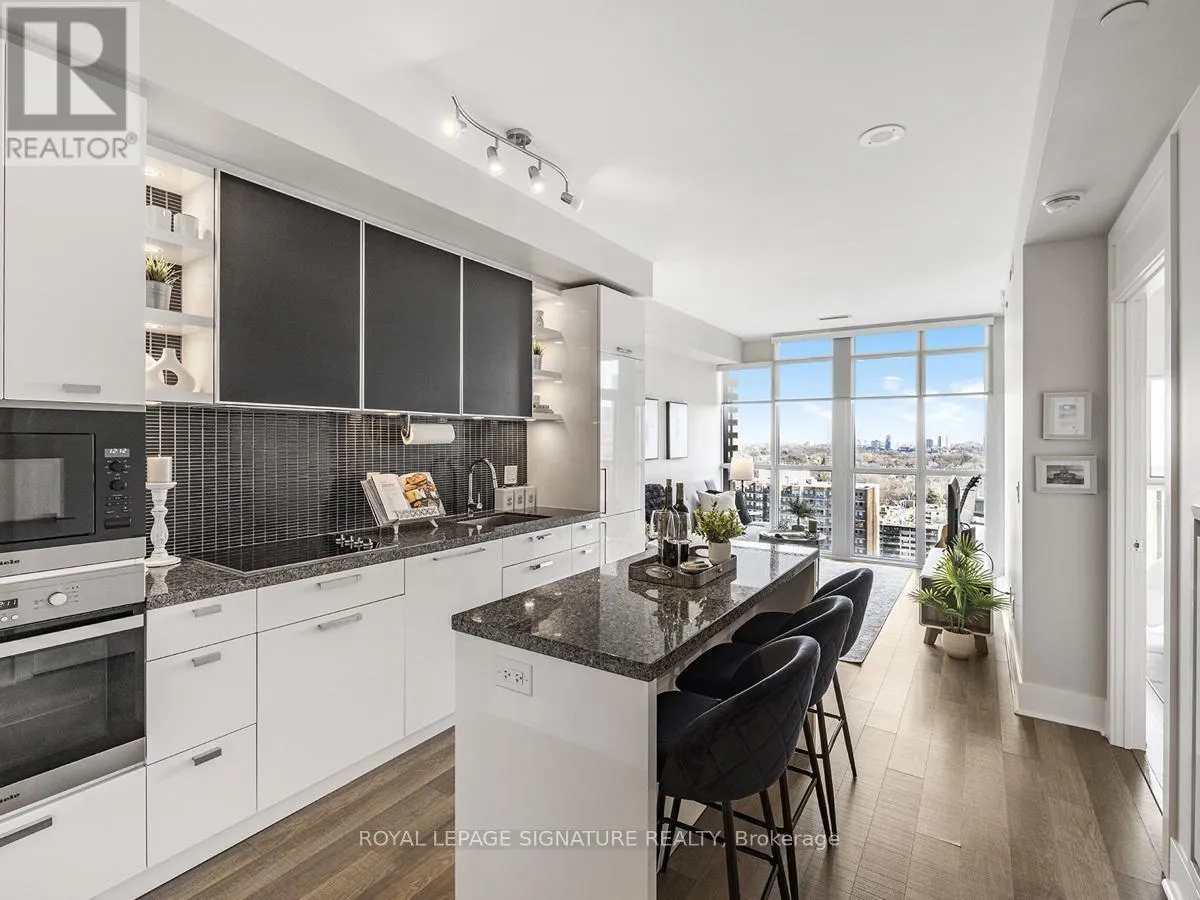 1704 - 32 DAVENPORT ROAD