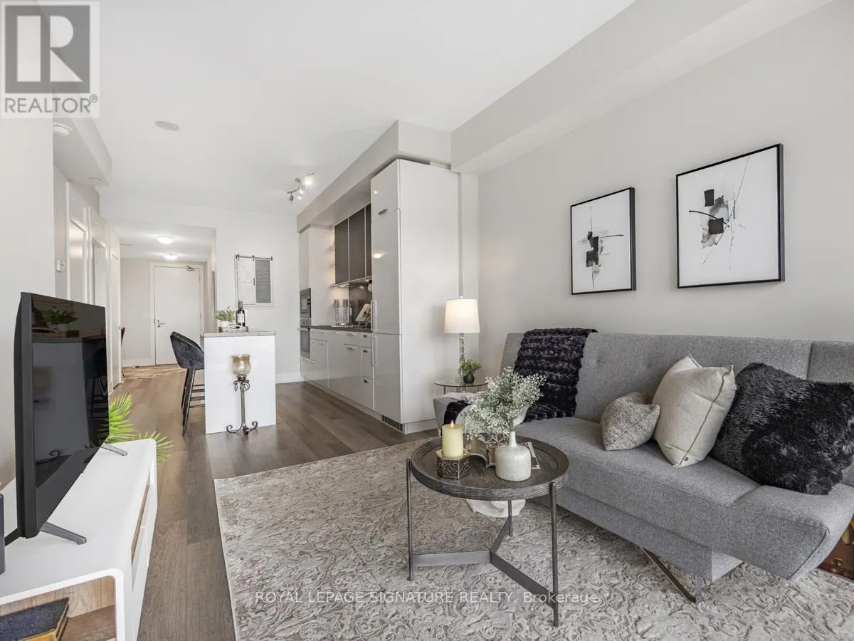 1704 - 32 DAVENPORT ROAD