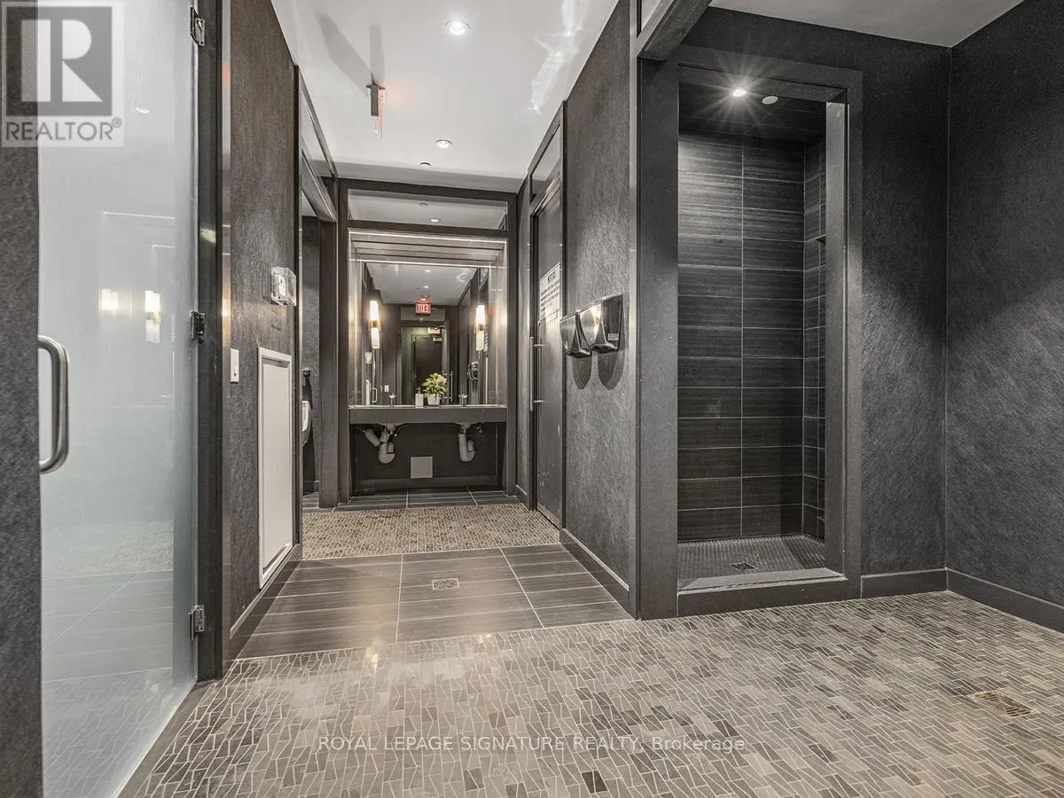 1704 - 32 DAVENPORT ROAD