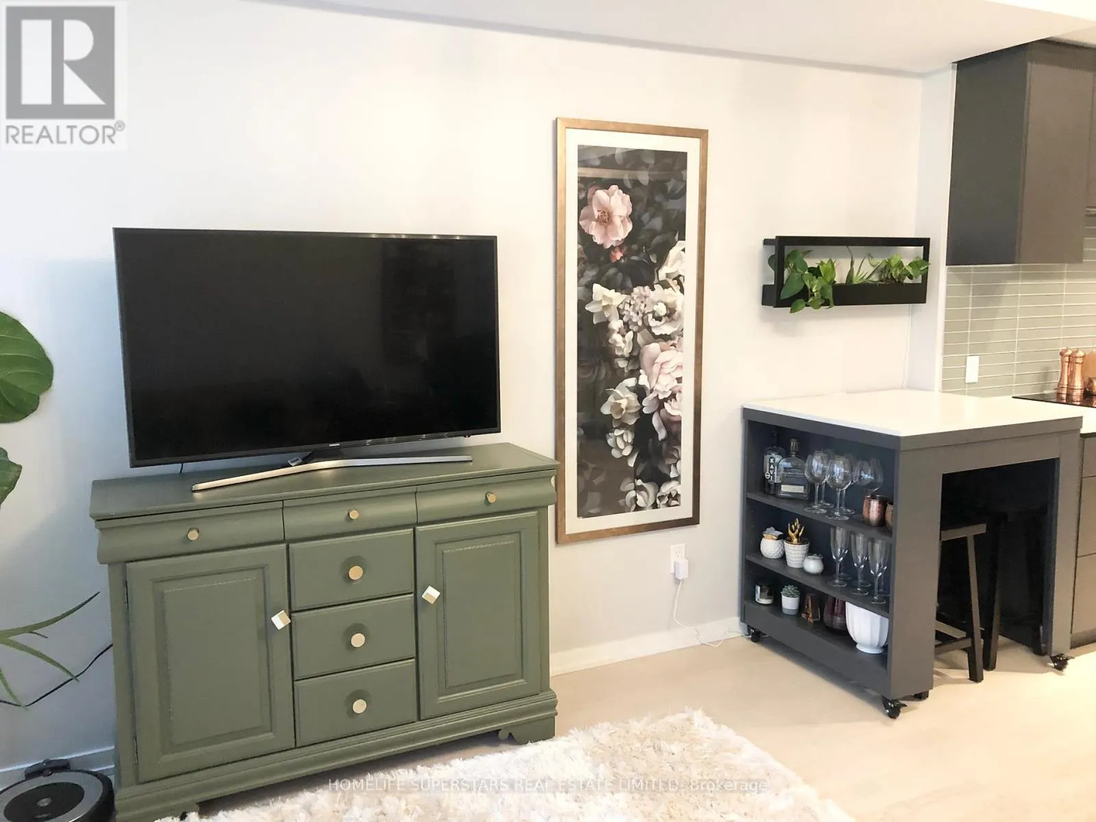 619 - 60 COLBORNE STREET