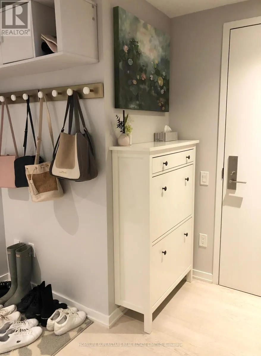 619 - 60 COLBORNE STREET