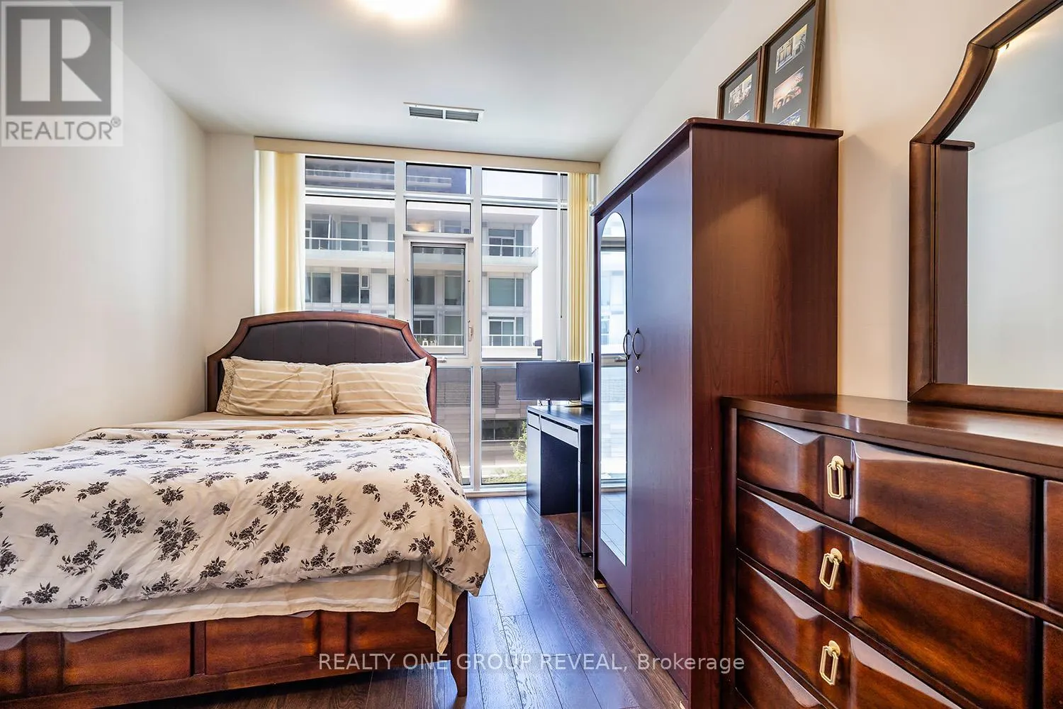 408 - 30 ORDNANCE STREET