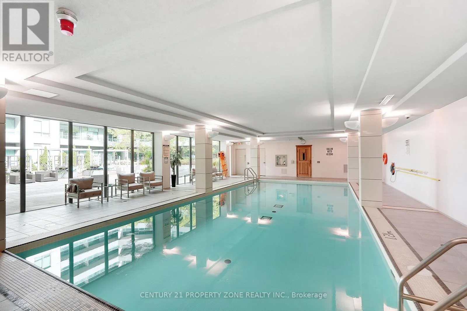 527 - 25 LOWER SIMCOE STREET