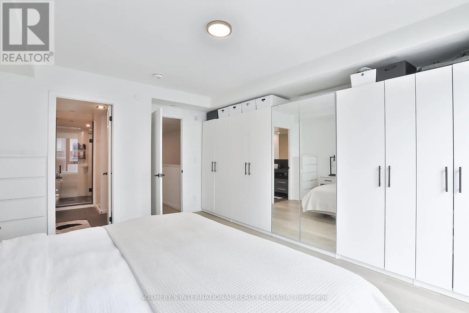 302 - 45 DOVERCOURT ROAD