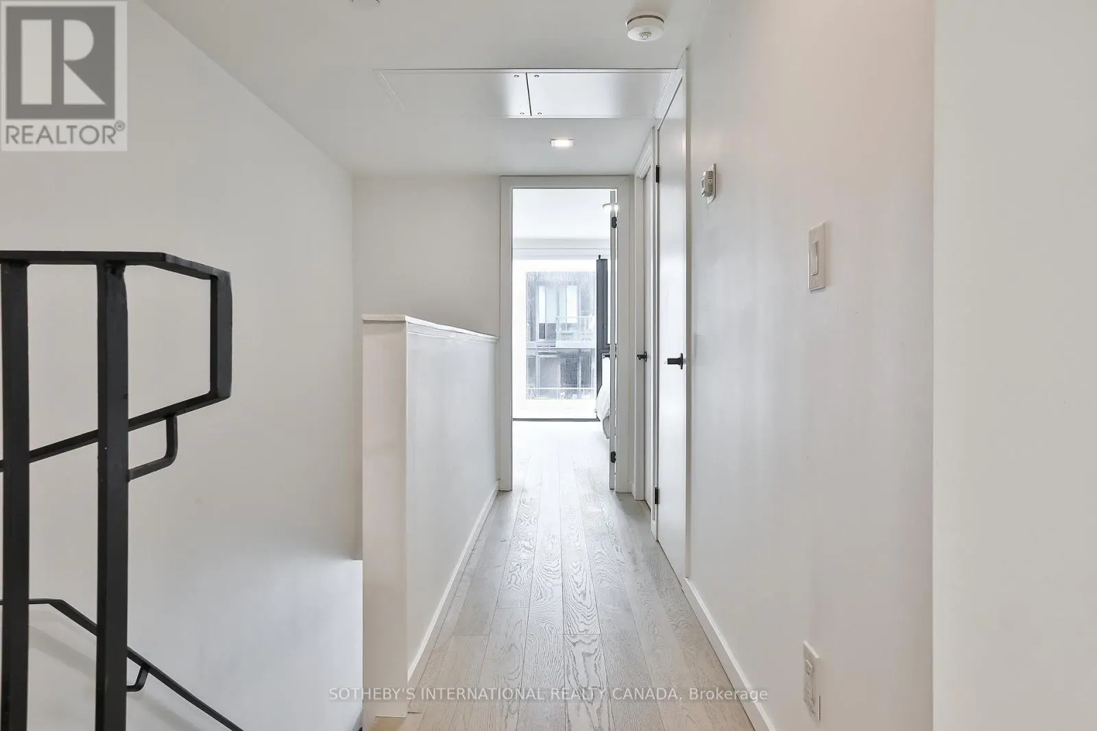 302 - 45 DOVERCOURT ROAD