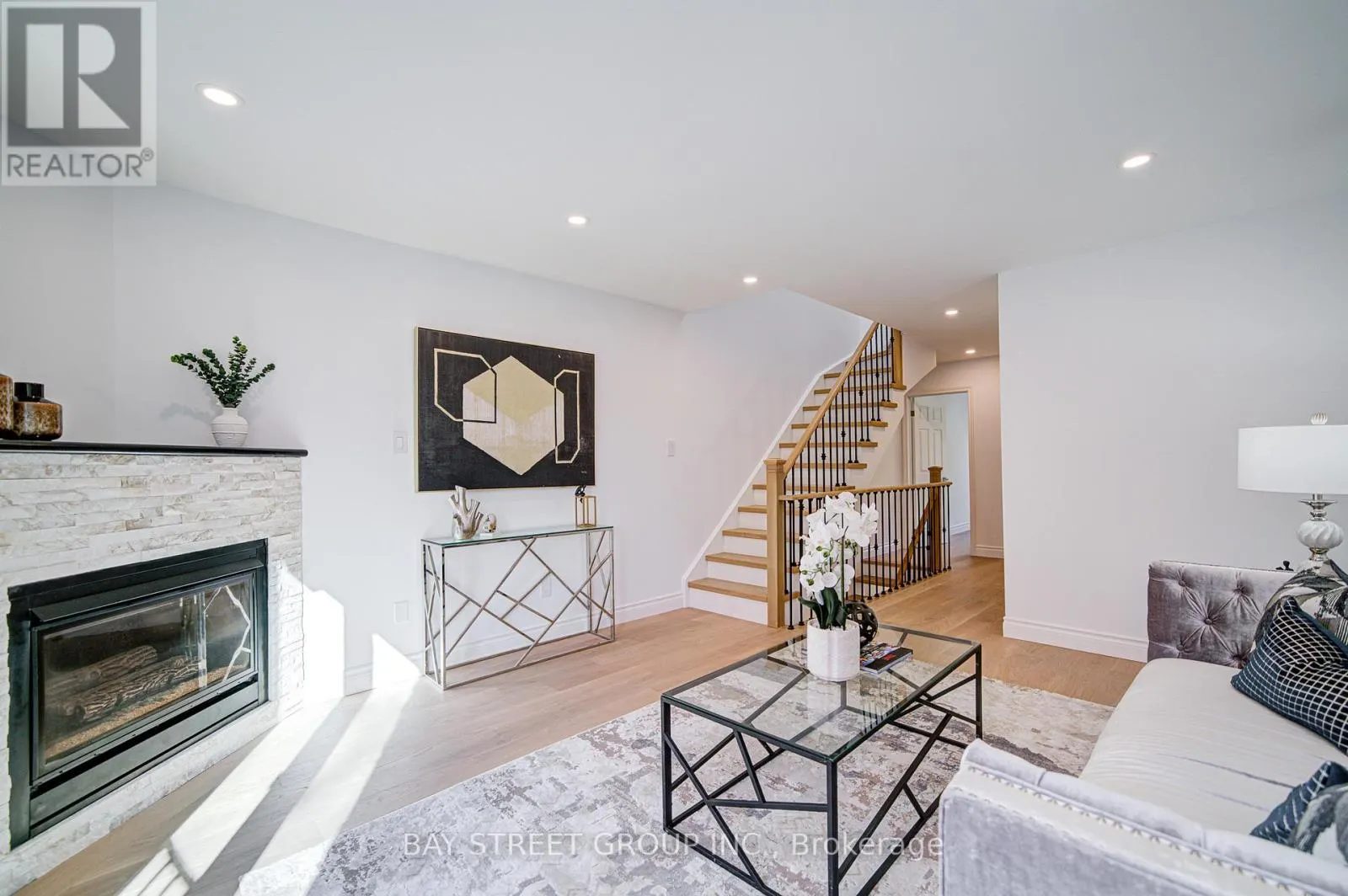 3 - 33 BIRCHBANK LANE