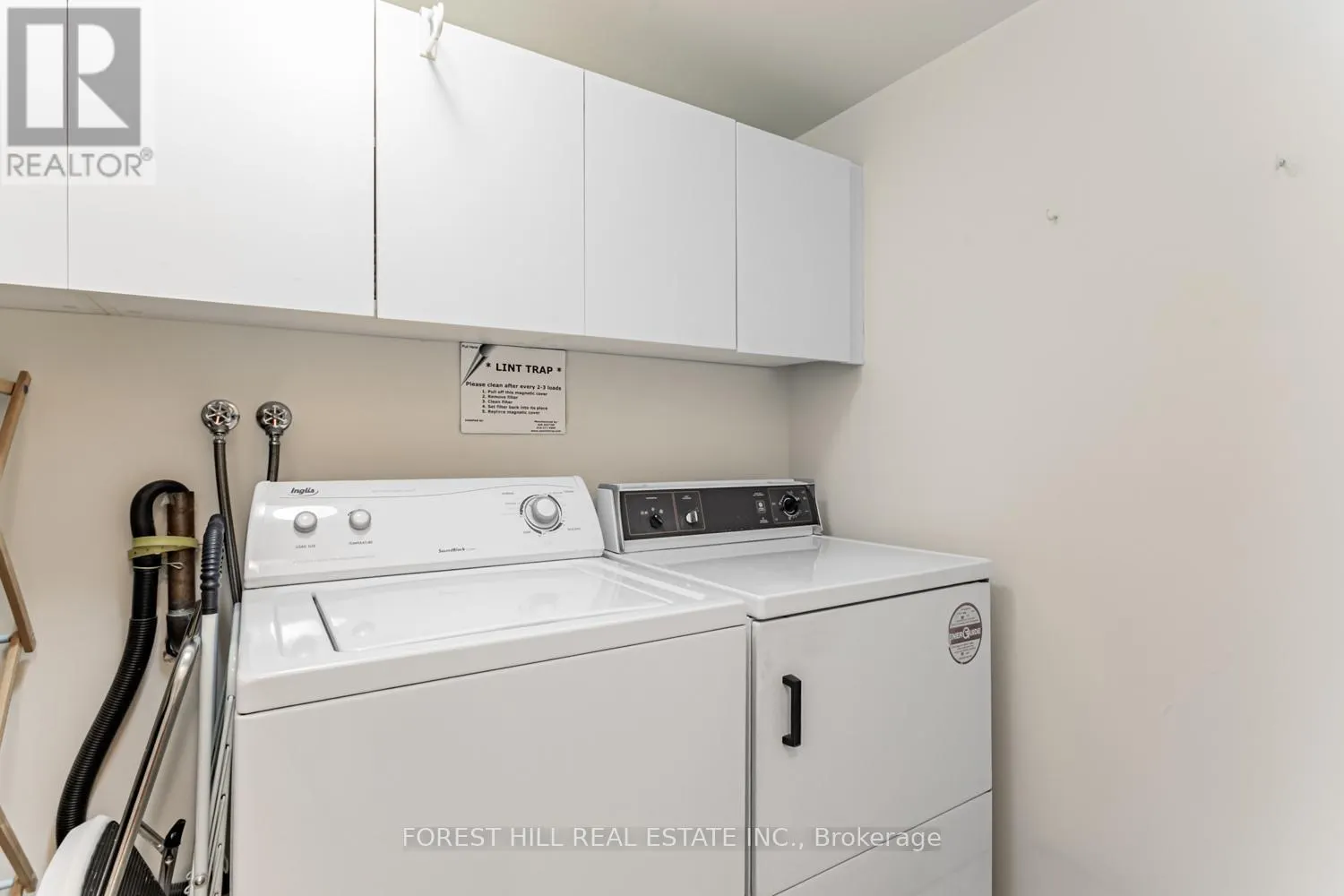 307 - 18 LOWER VILLAGE GATE