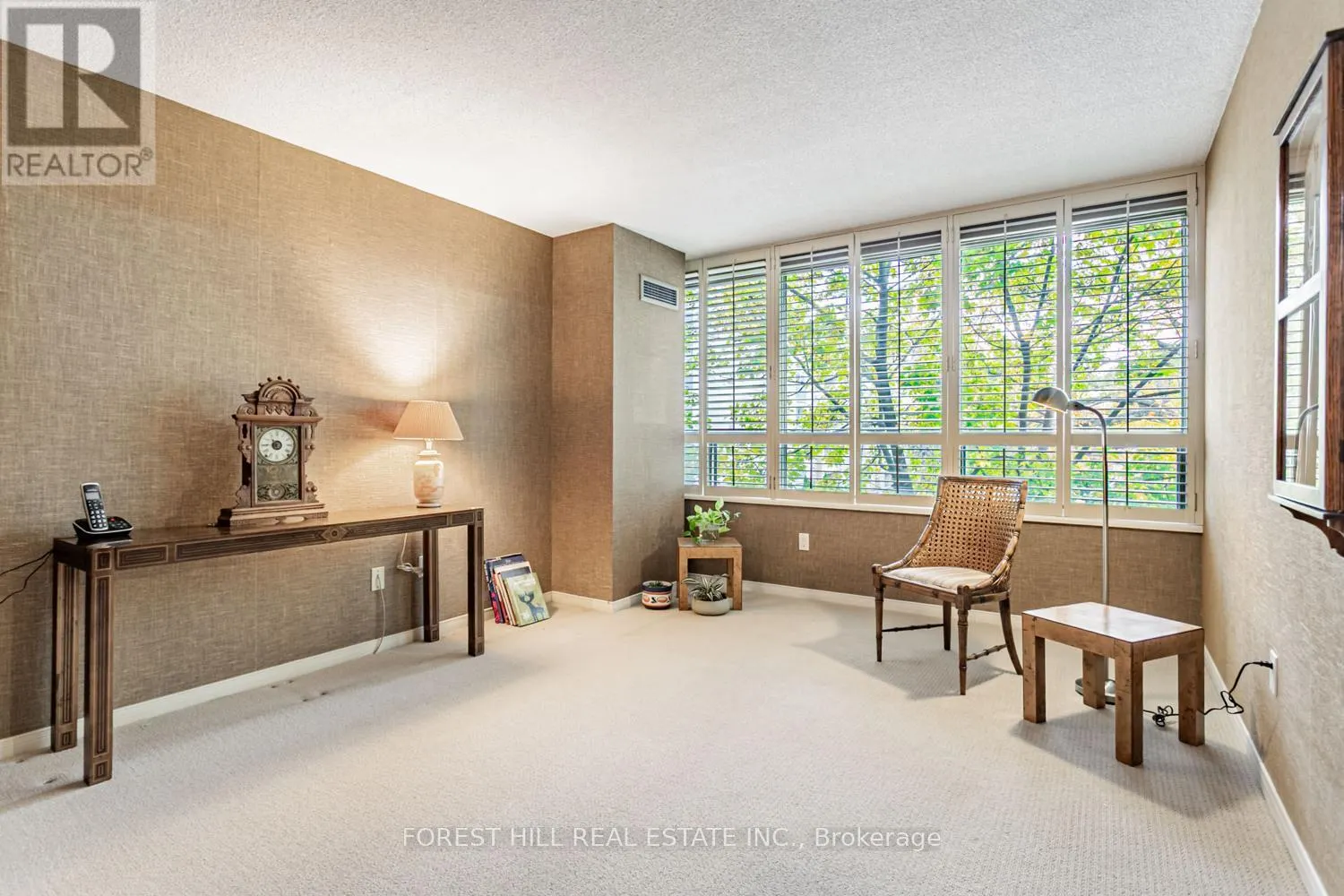 307 - 18 LOWER VILLAGE GATE