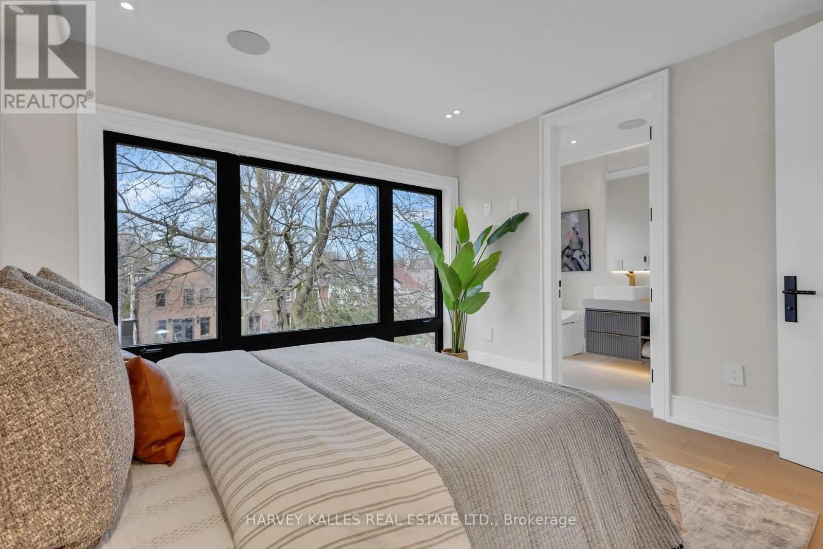 116 BRIAR HILL AVENUE