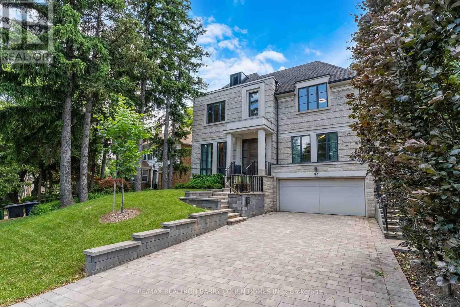 91 LAWRENCE CRESCENT