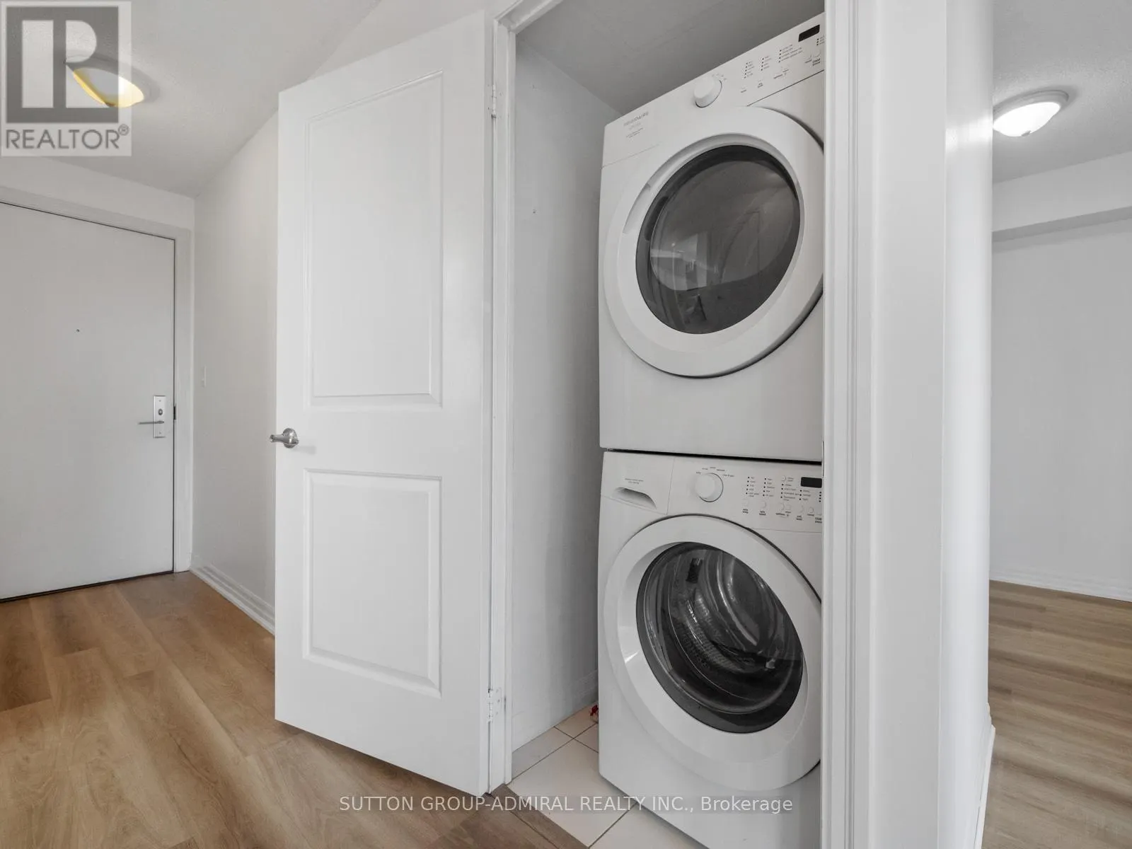 1109 - 2015 SHEPPARD AVENUE E