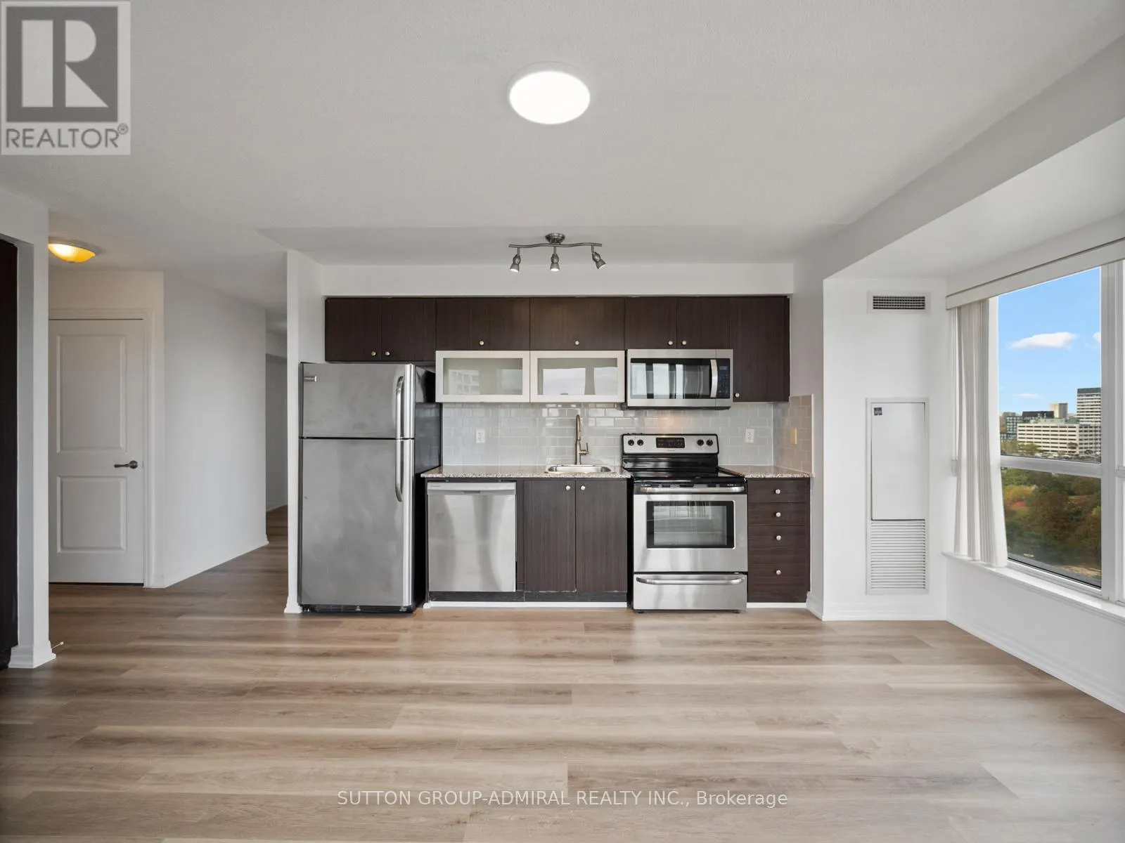 1109 - 2015 SHEPPARD AVENUE E