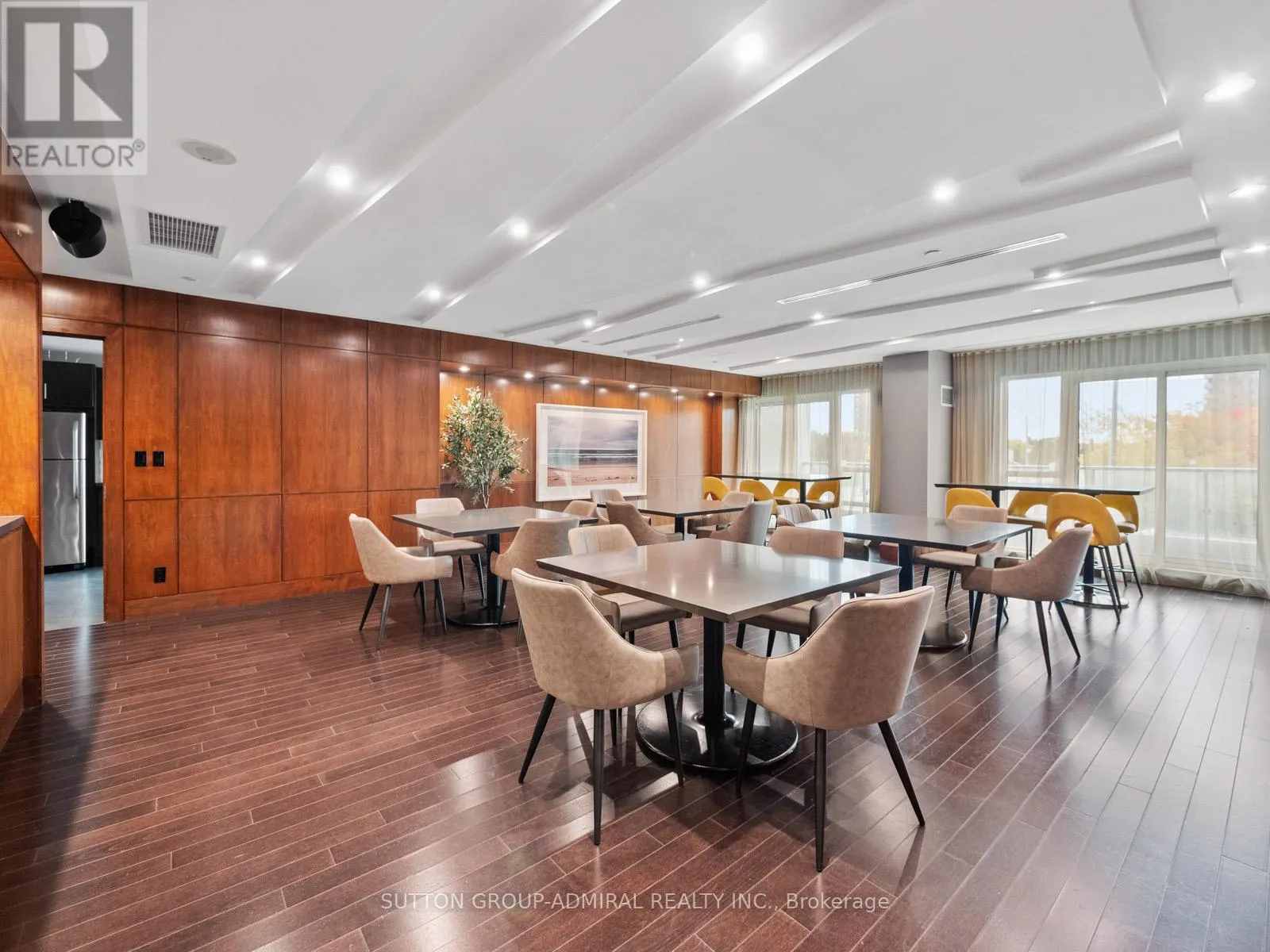 1109 - 2015 SHEPPARD AVENUE E