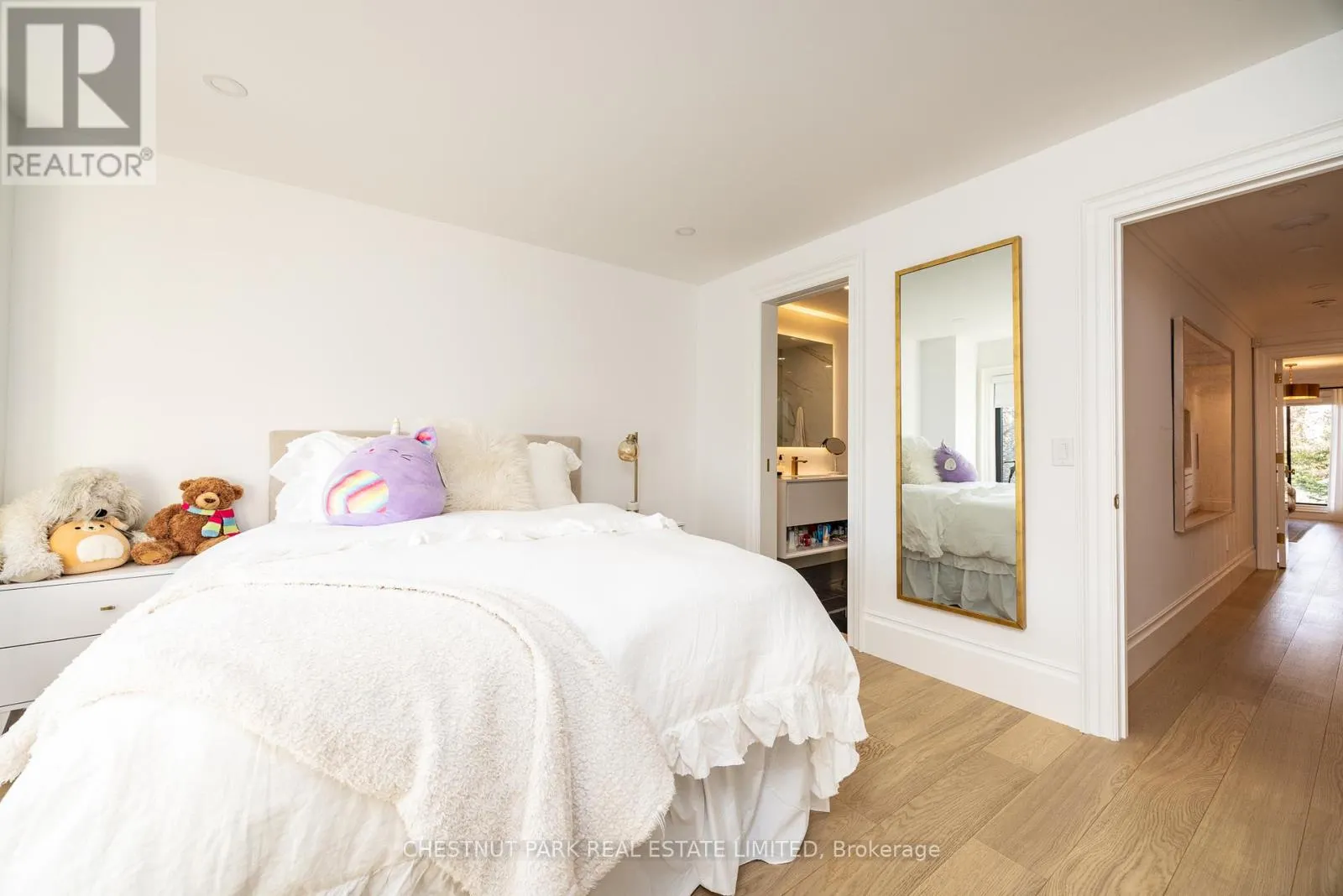 414 BEDFORD PARK AVENUE