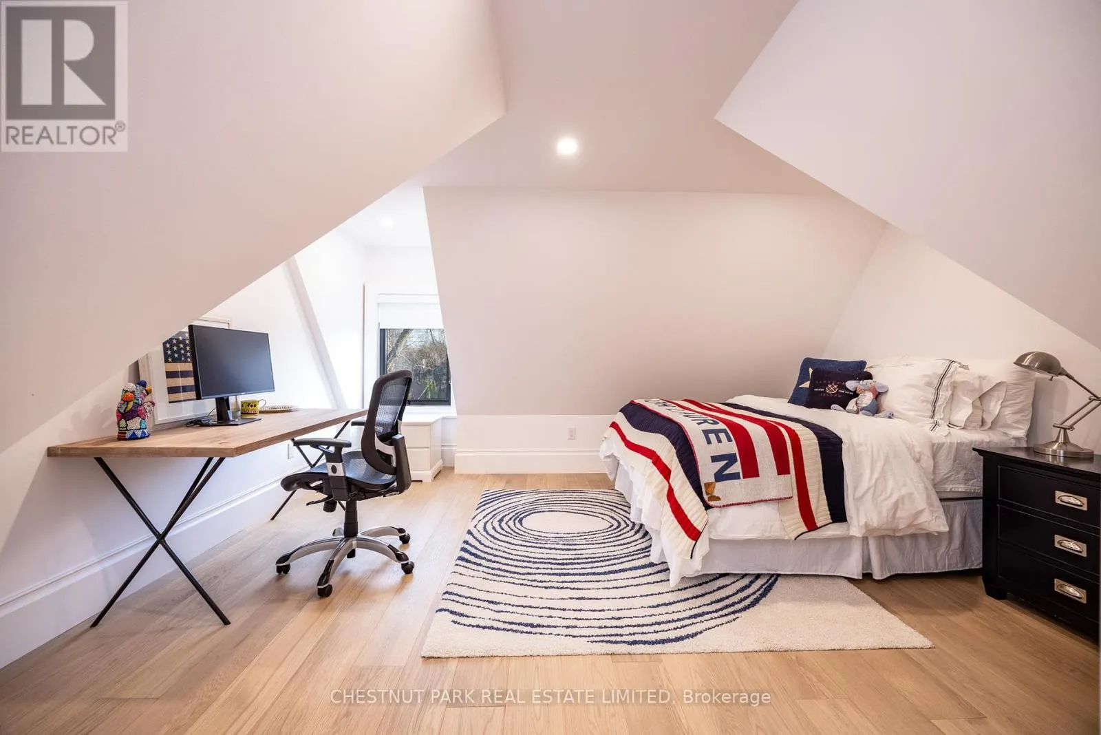 414 BEDFORD PARK AVENUE