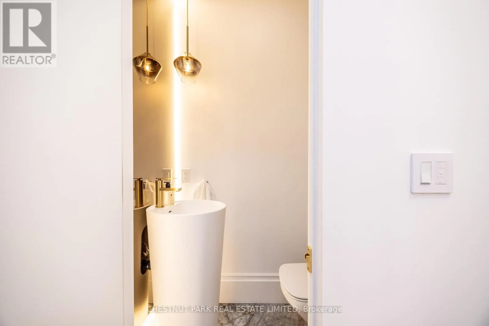 414 BEDFORD PARK AVENUE