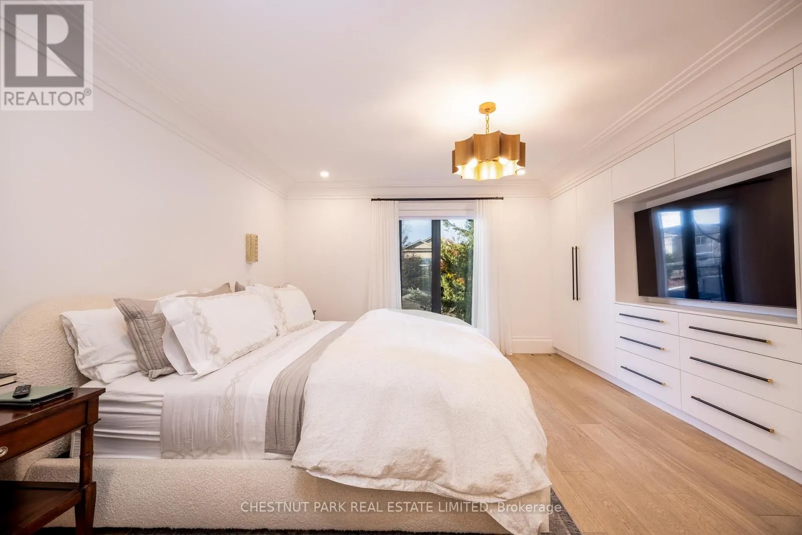 414 BEDFORD PARK AVENUE