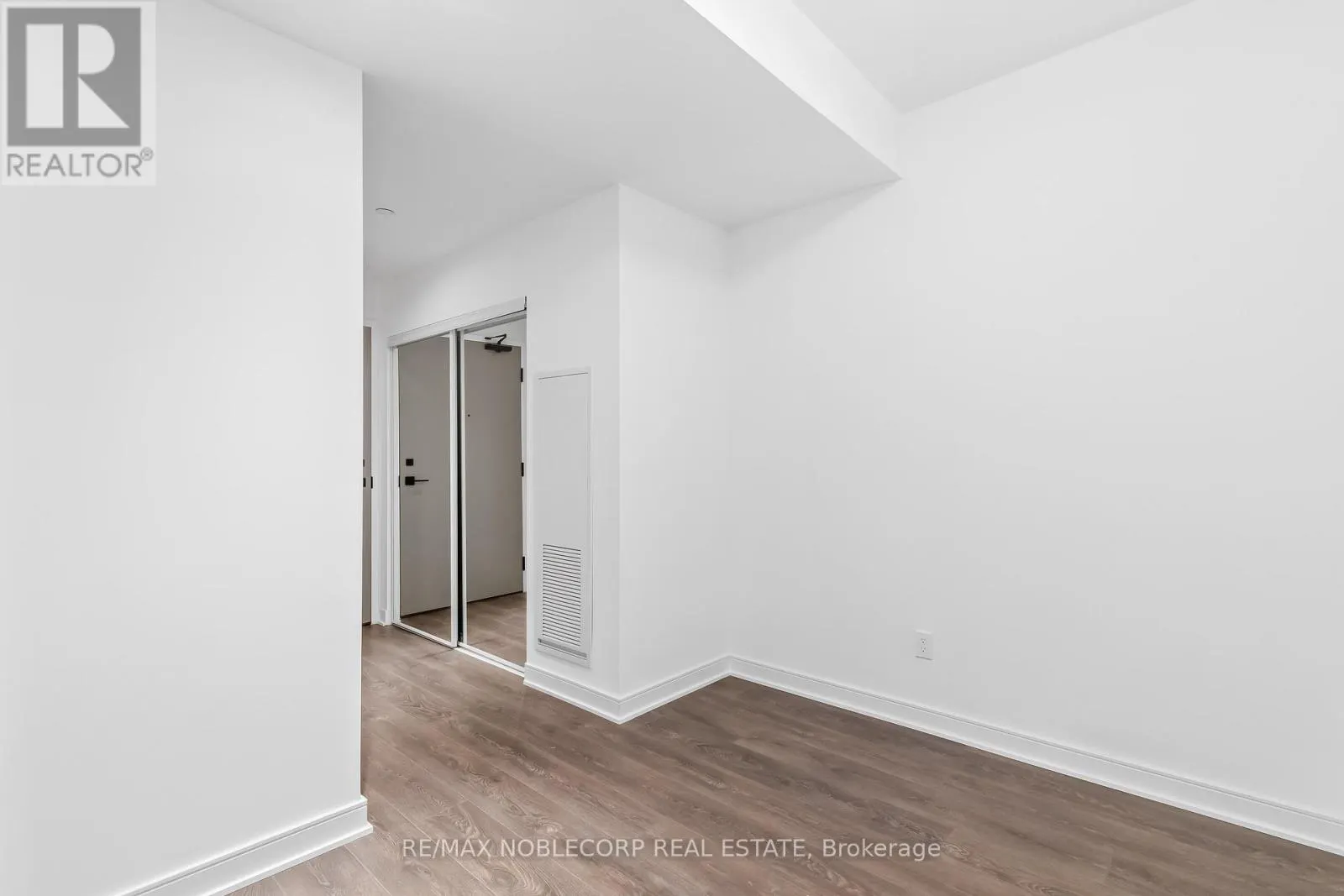 919 - 60 TANNERY ROAD