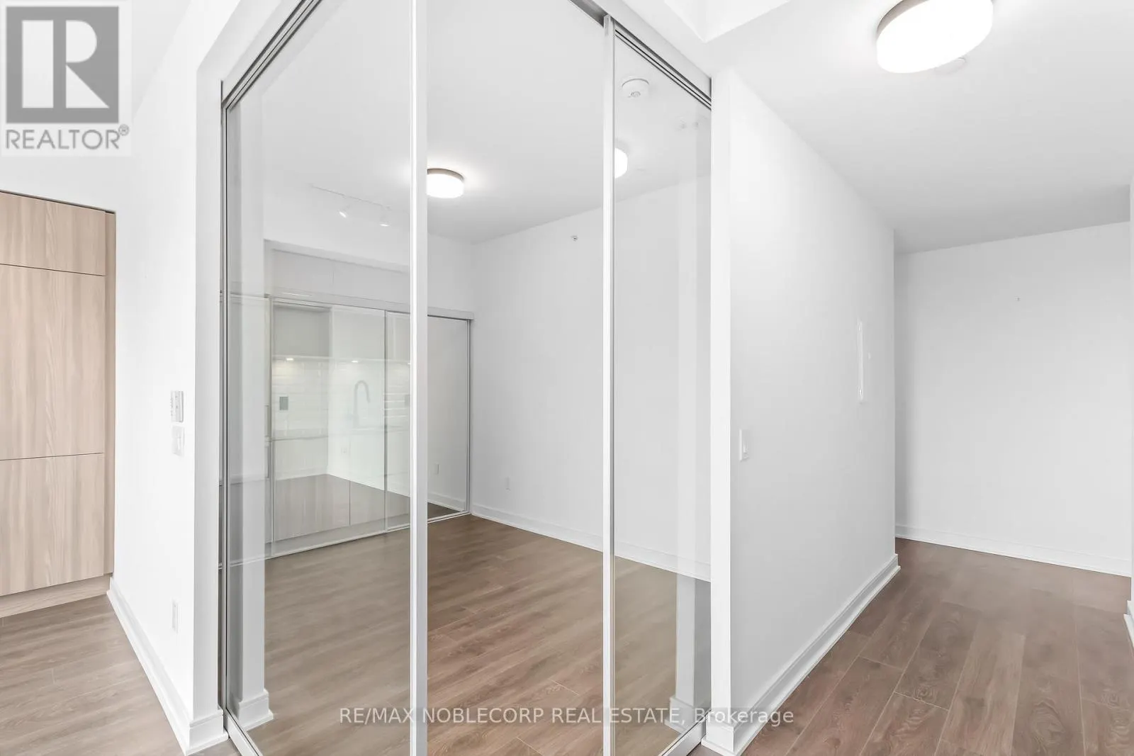 919 - 60 TANNERY ROAD