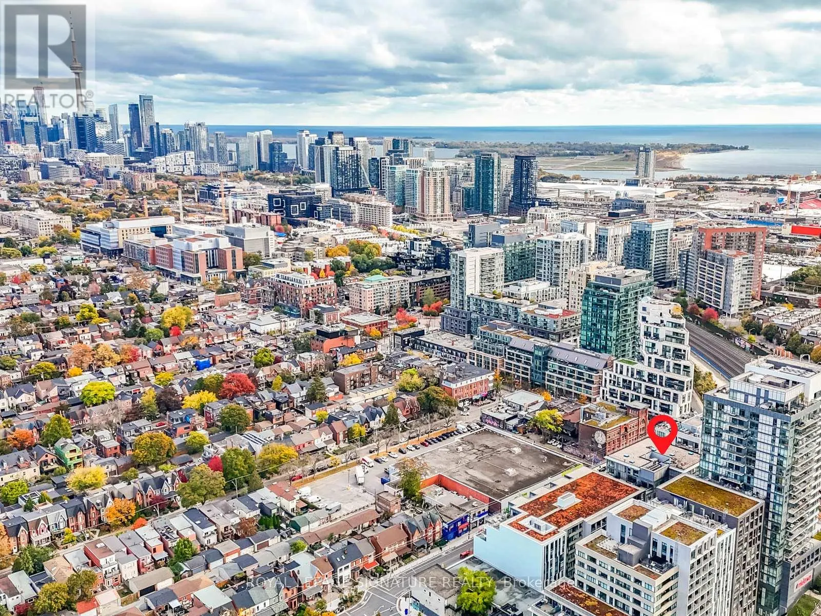 514 - 8 GLADSTONE AVENUE