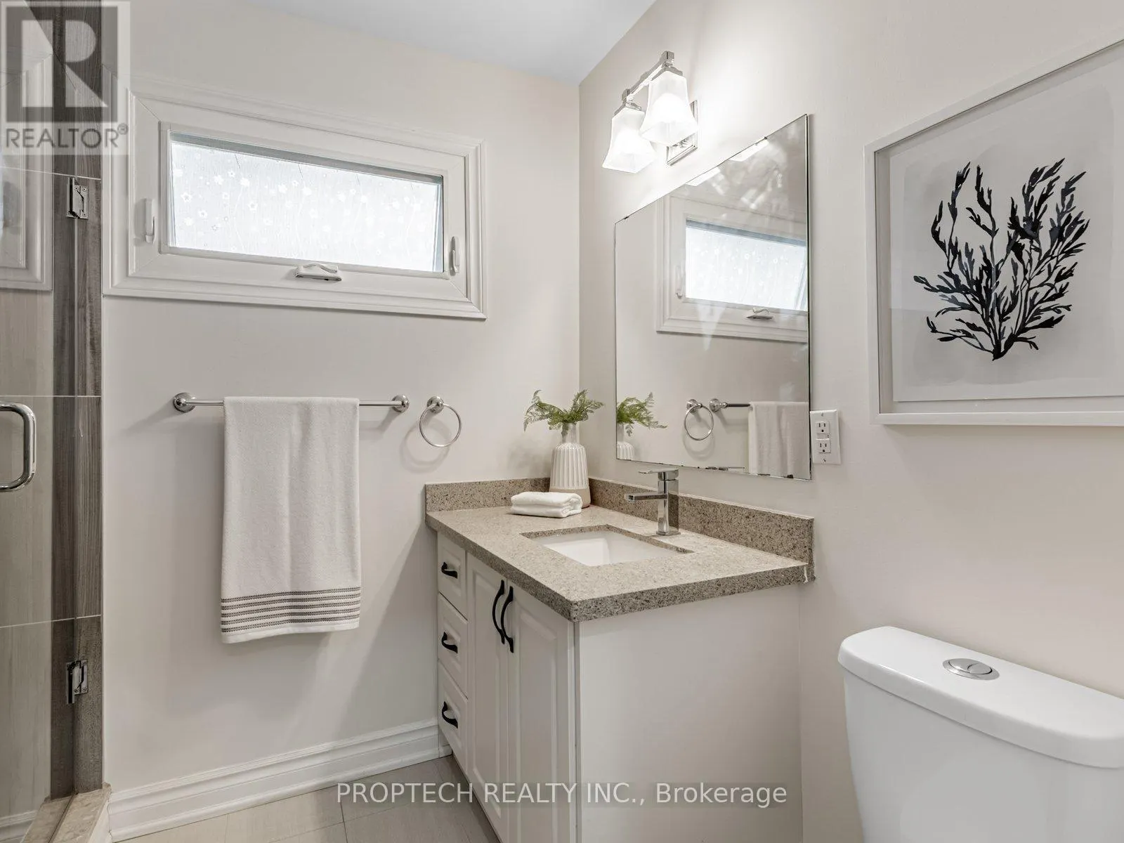 16 SHAUNAVON HEIGHTS CRESCENT