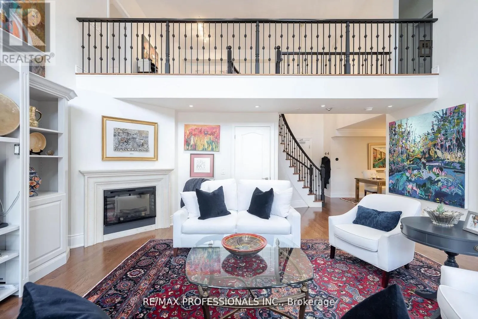 205 - 1111 AVENUE ROAD