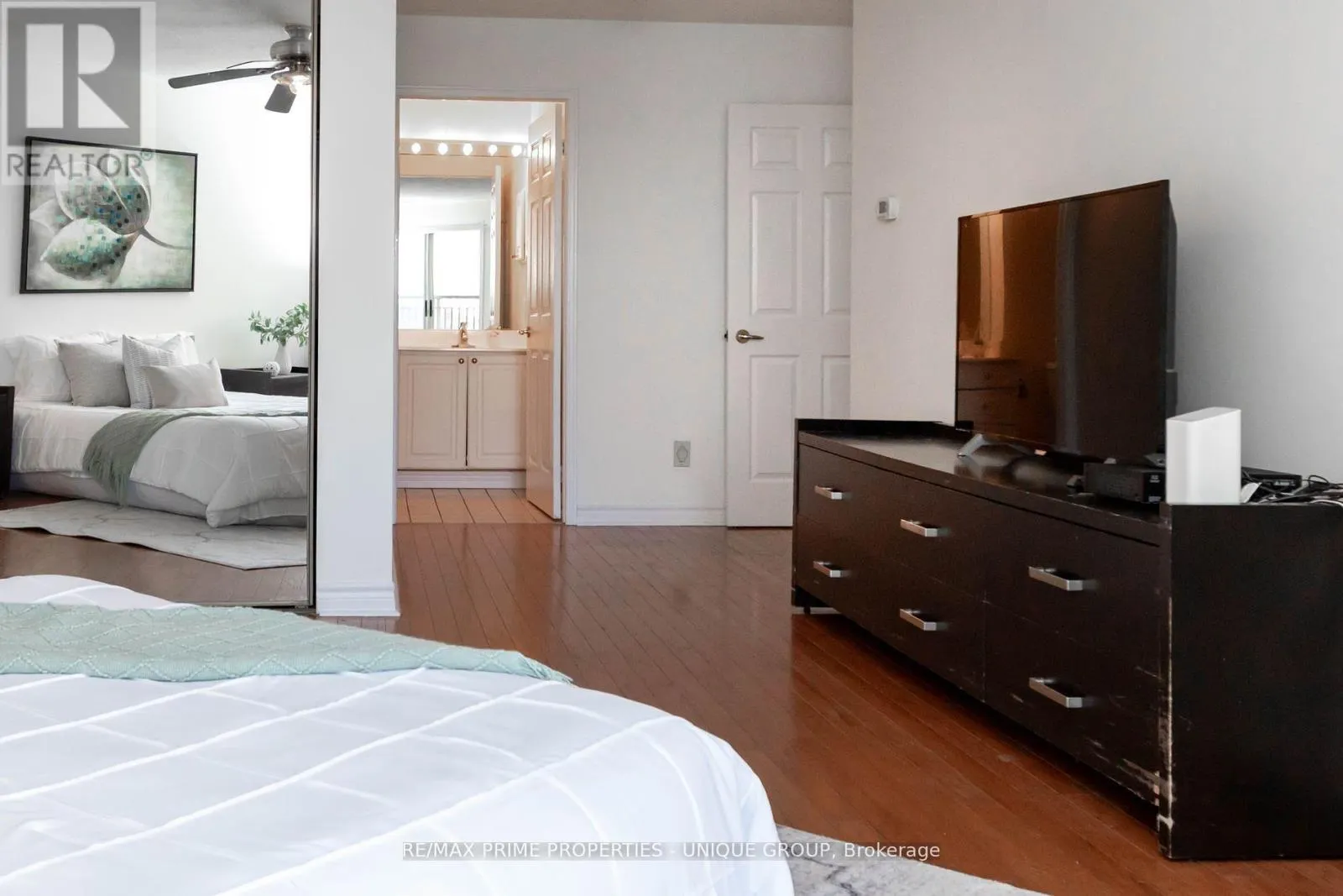 808 - 18 CONCORDE PLACE