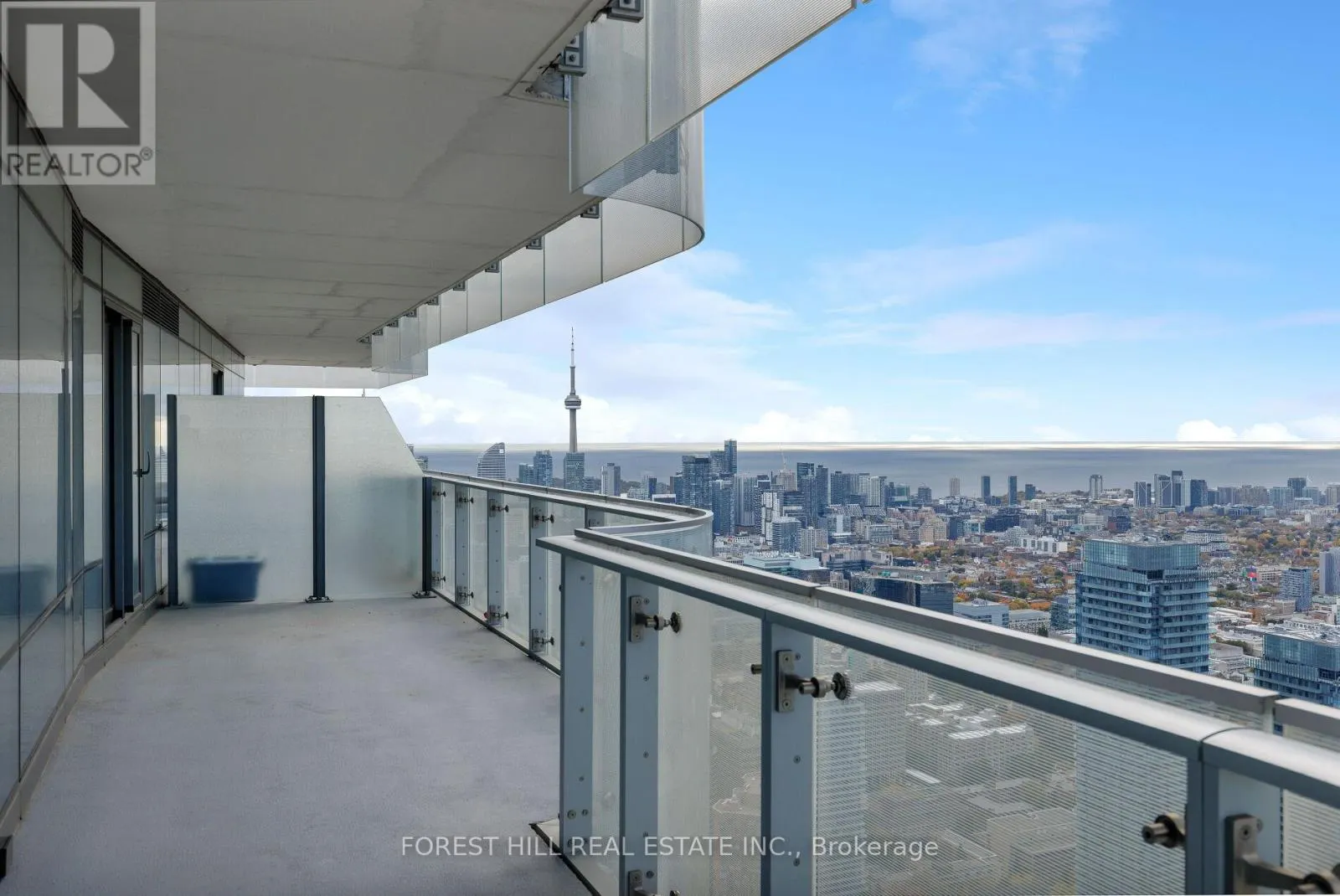 6805 - 1 BLOOR STREET E