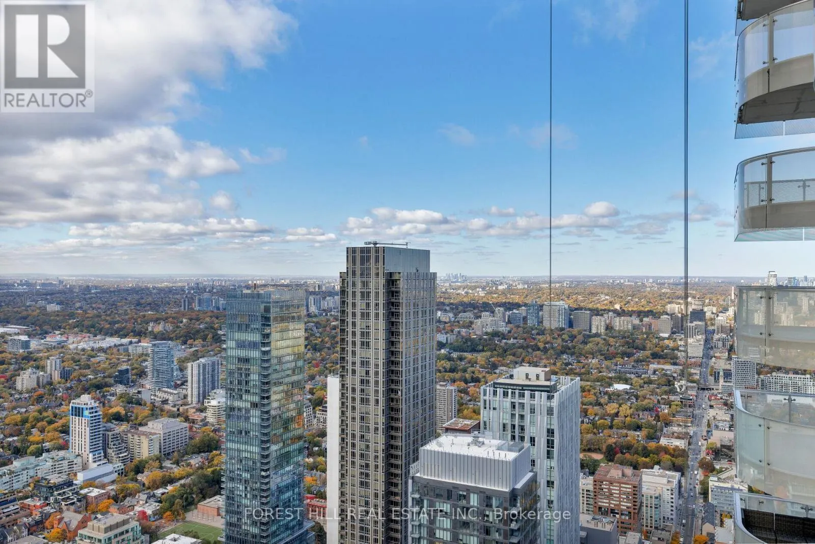 6805 - 1 BLOOR STREET E