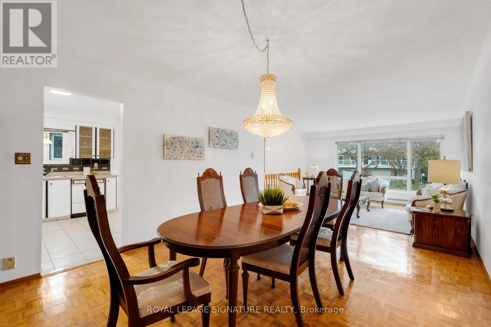 24 CHIPWOOD CRESCENT