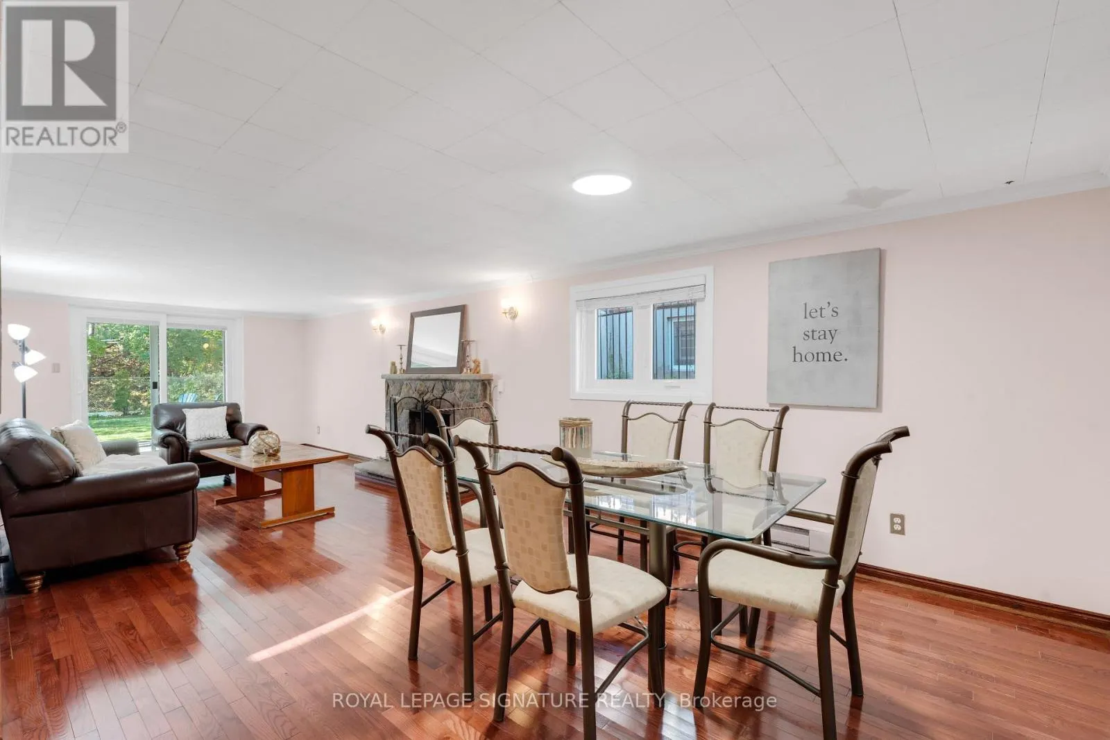 24 CHIPWOOD CRESCENT