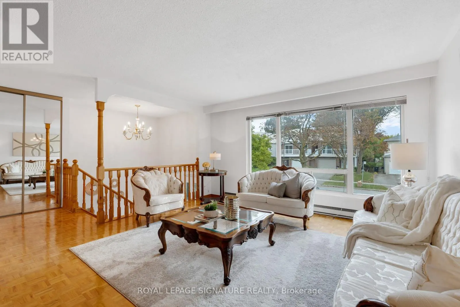 24 CHIPWOOD CRESCENT