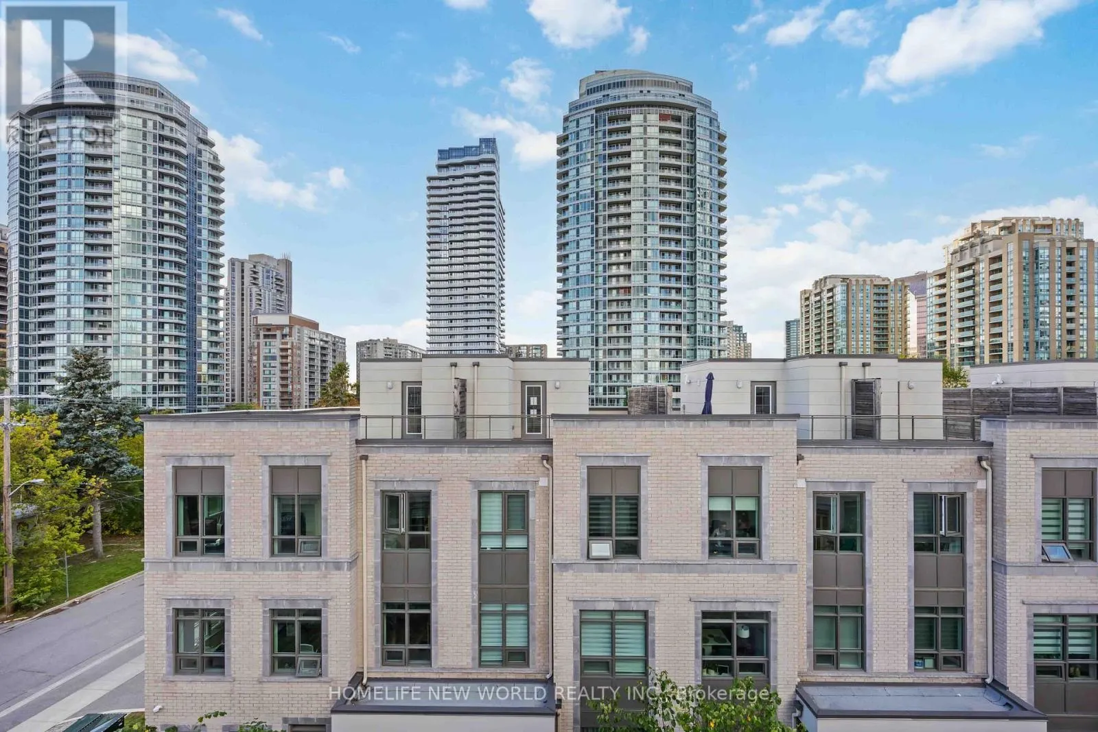 14 - 52 HOLMES AVENUE