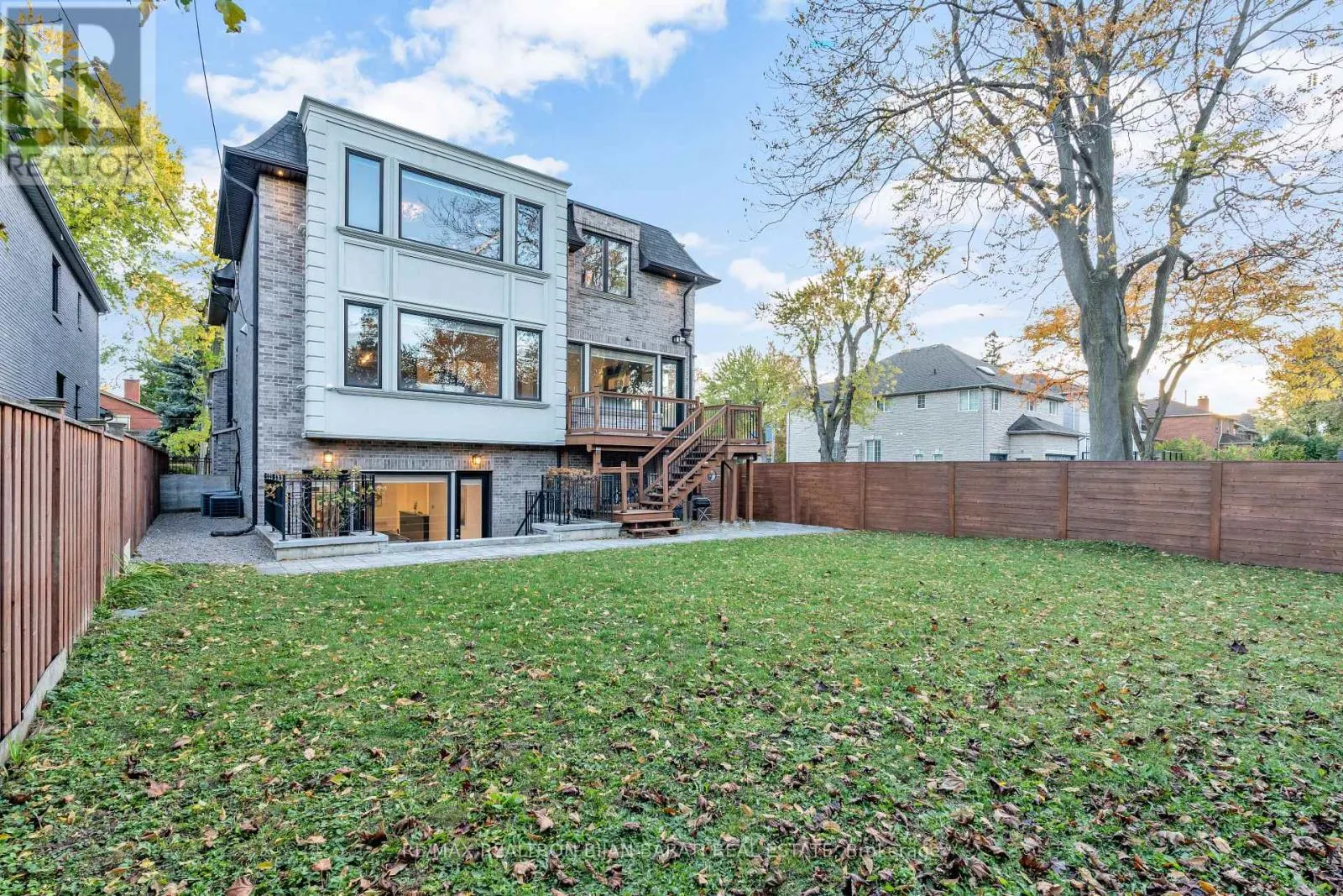 298 HOLLYWOOD AVENUE