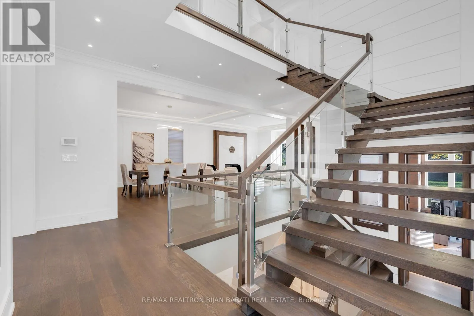 298 HOLLYWOOD AVENUE