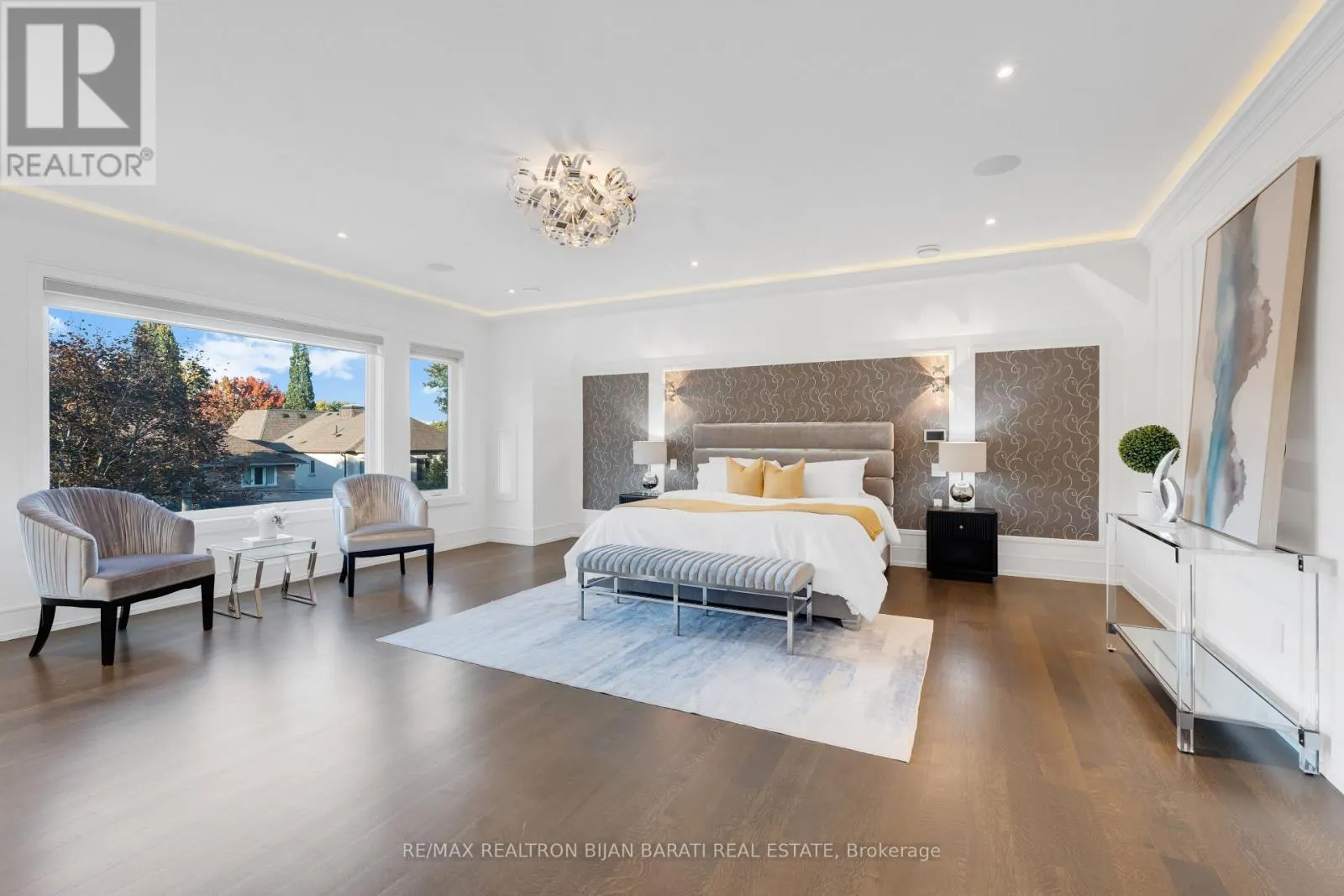 298 HOLLYWOOD AVENUE