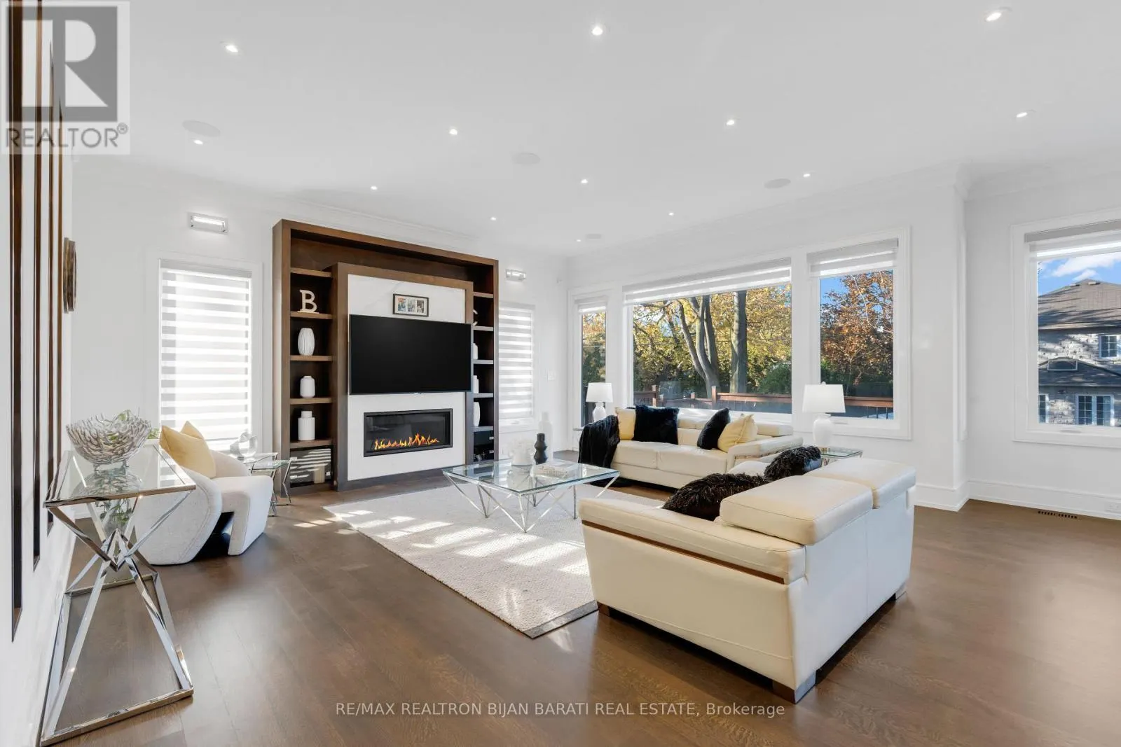 298 HOLLYWOOD AVENUE