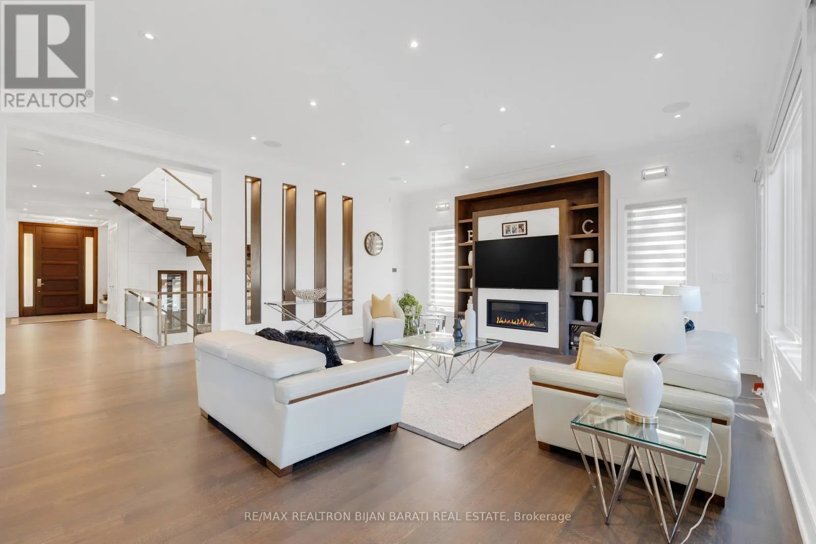 298 HOLLYWOOD AVENUE