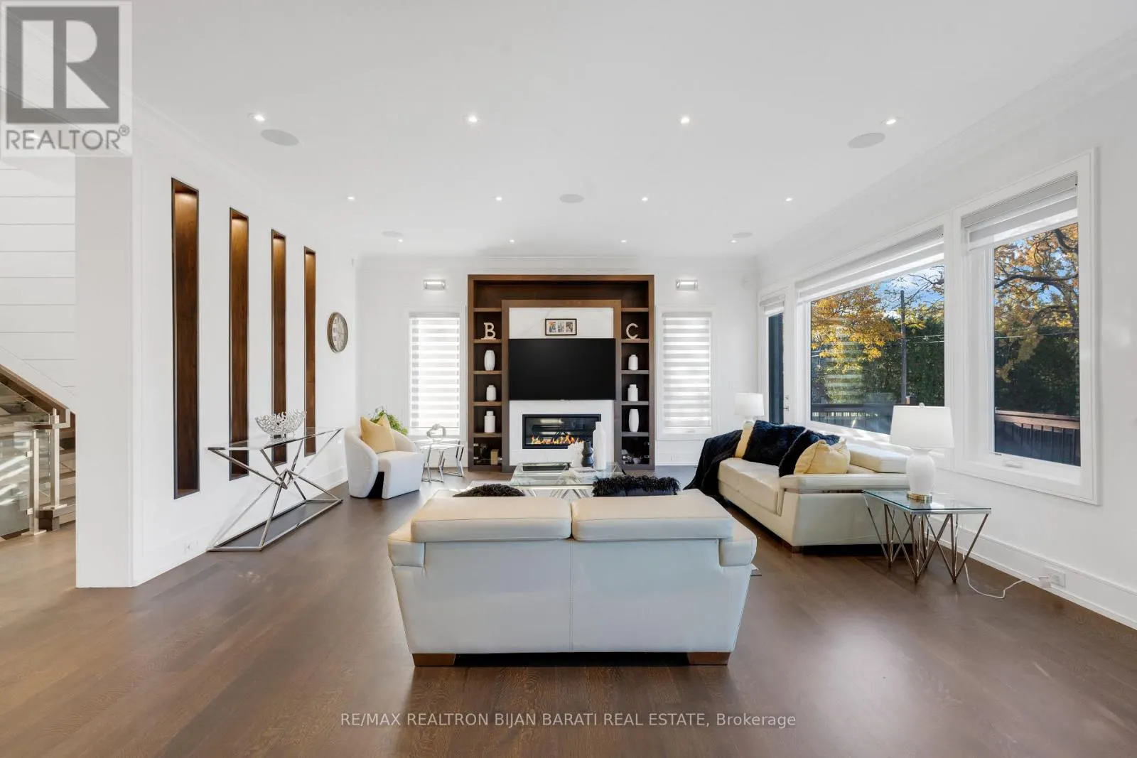 298 HOLLYWOOD AVENUE