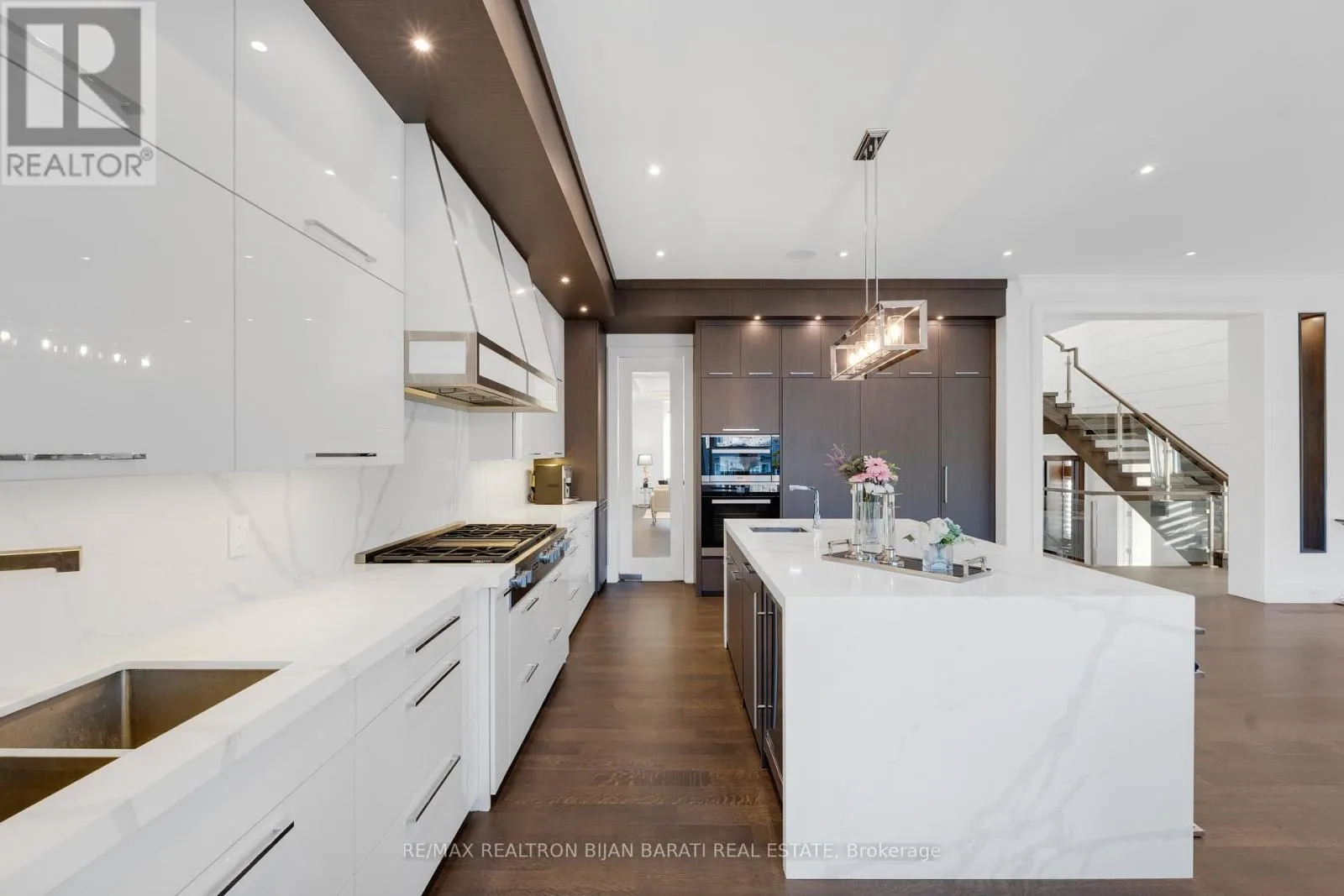 298 HOLLYWOOD AVENUE