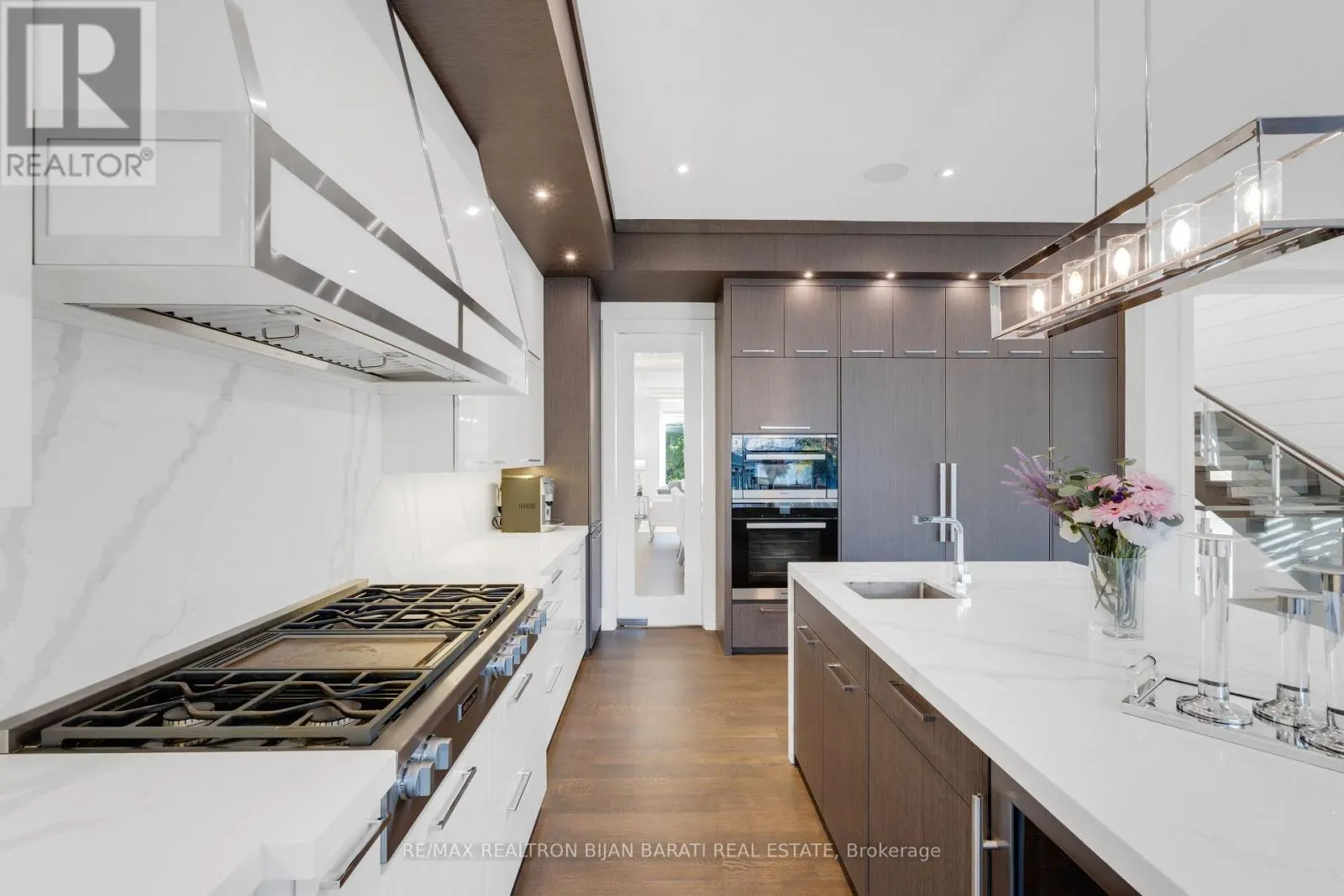 298 HOLLYWOOD AVENUE