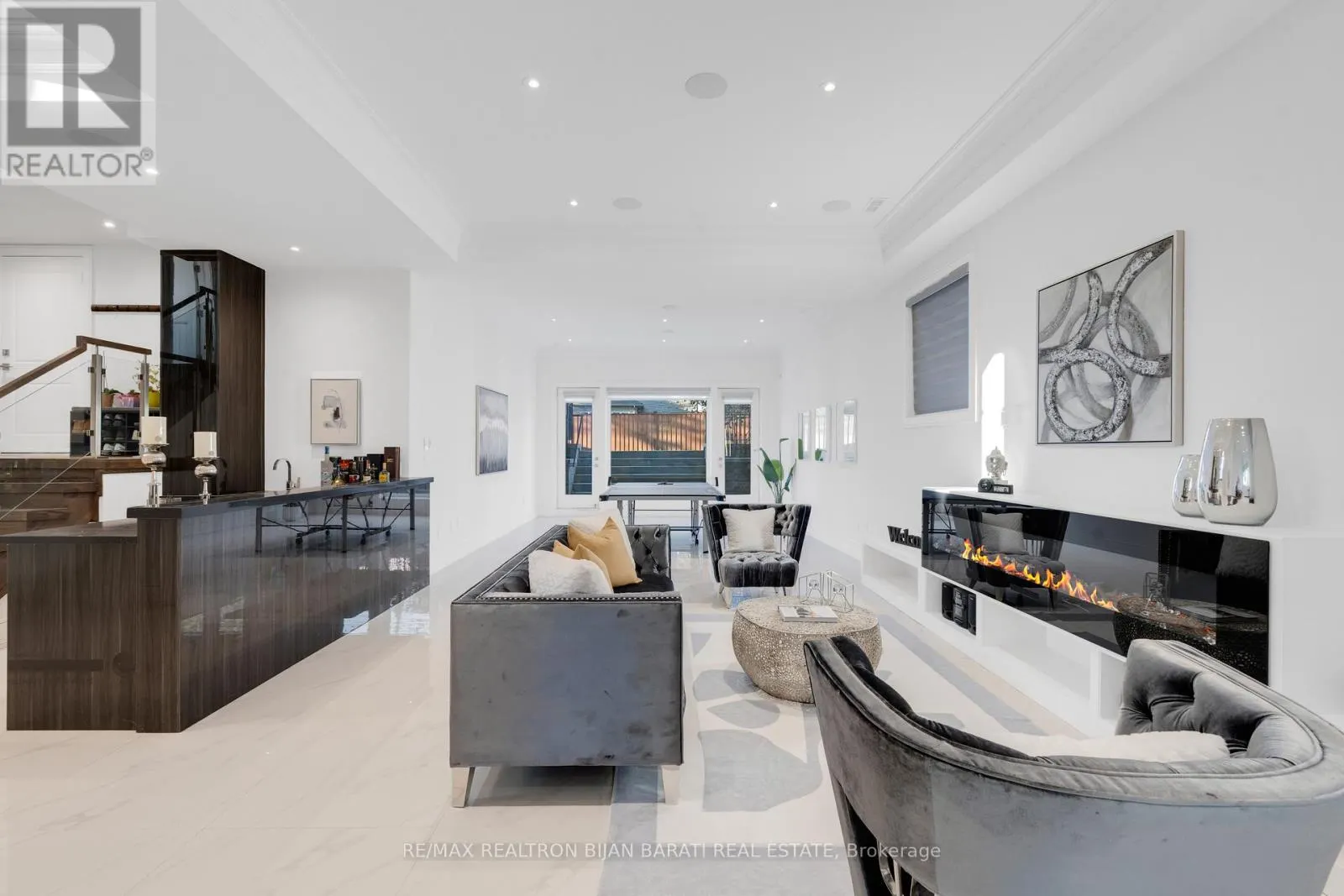 298 HOLLYWOOD AVENUE