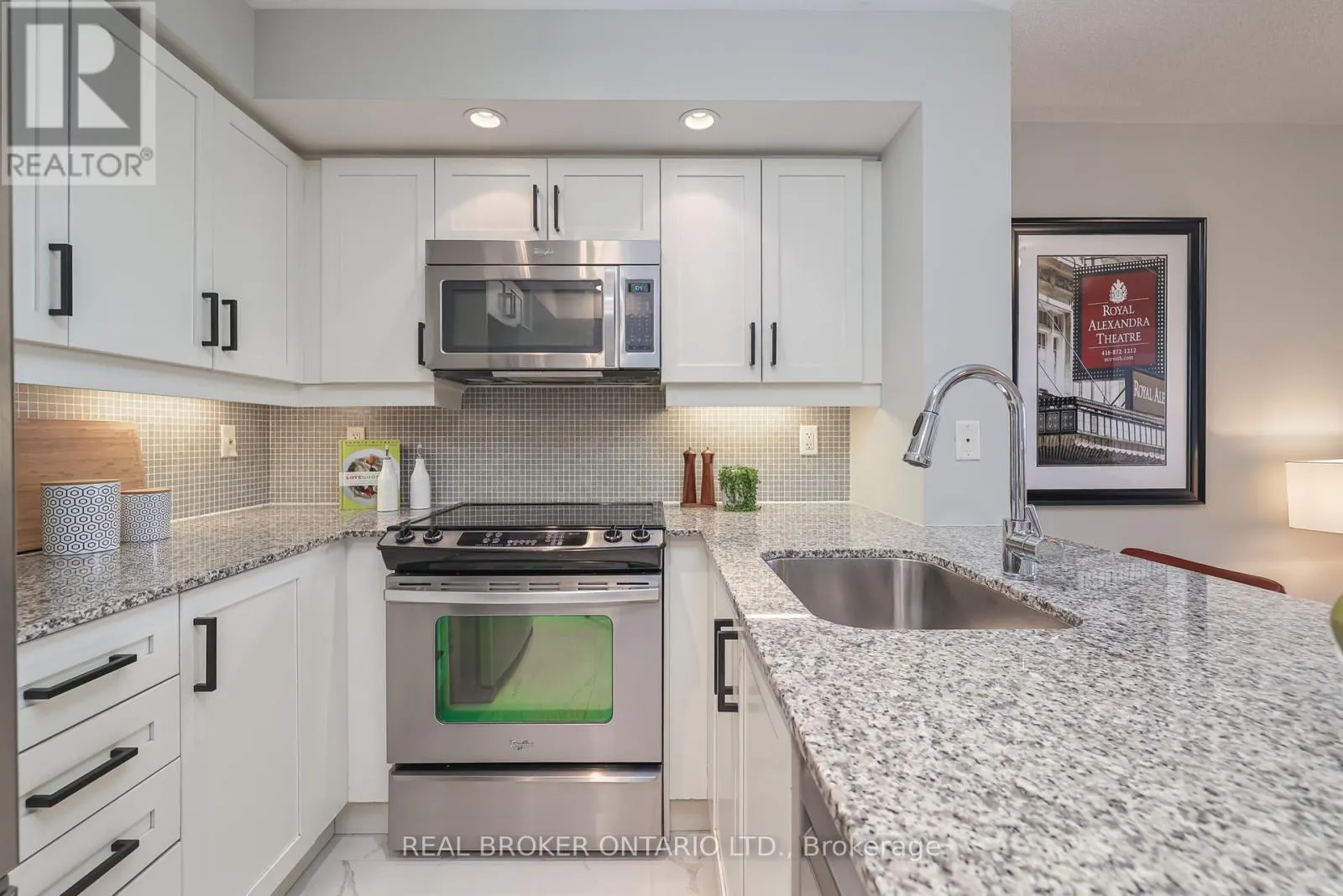 1219 - 85 EAST LIBERTY STREET