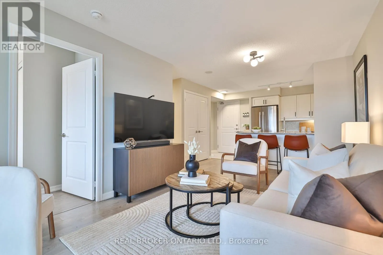 1219 - 85 EAST LIBERTY STREET