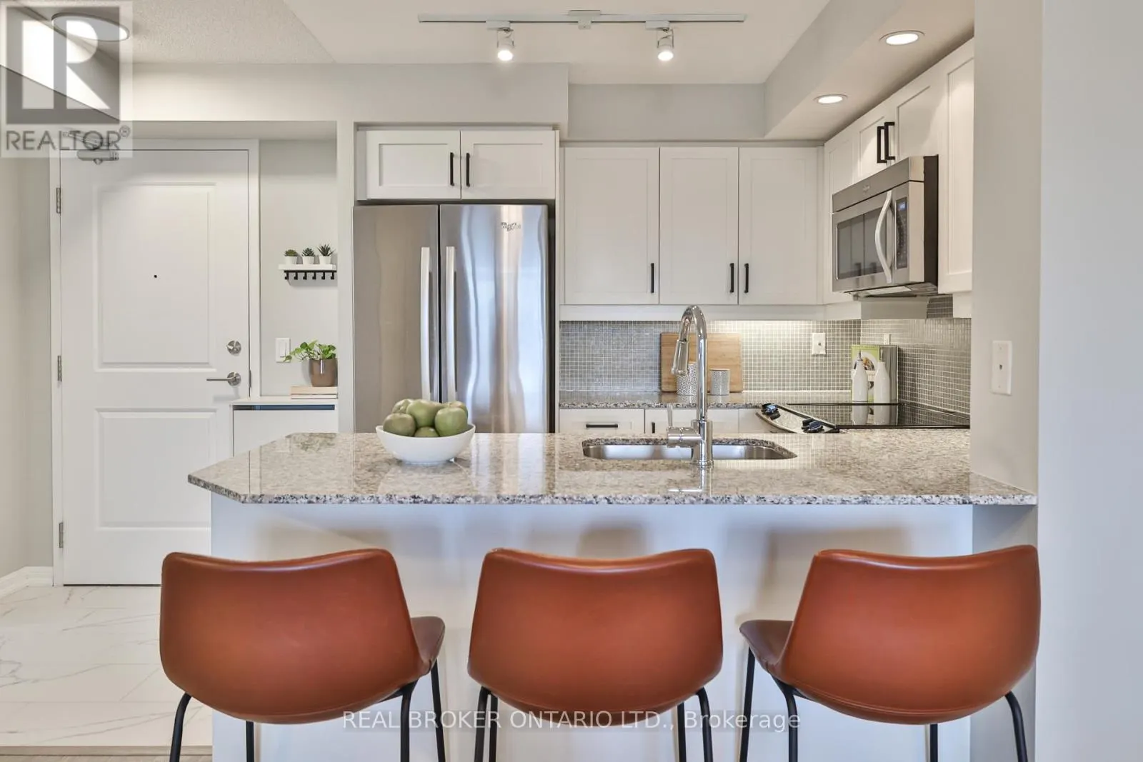 1219 - 85 EAST LIBERTY STREET