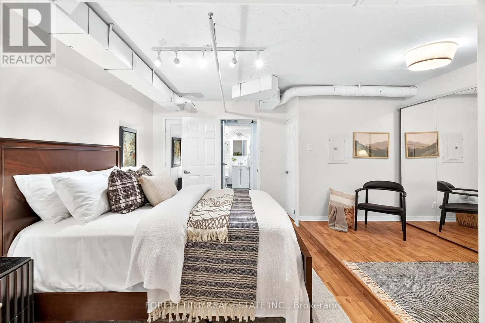 103 - 55 HALTON STREET