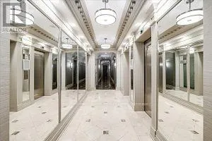 717 - 88 GRANDVIEW WAY