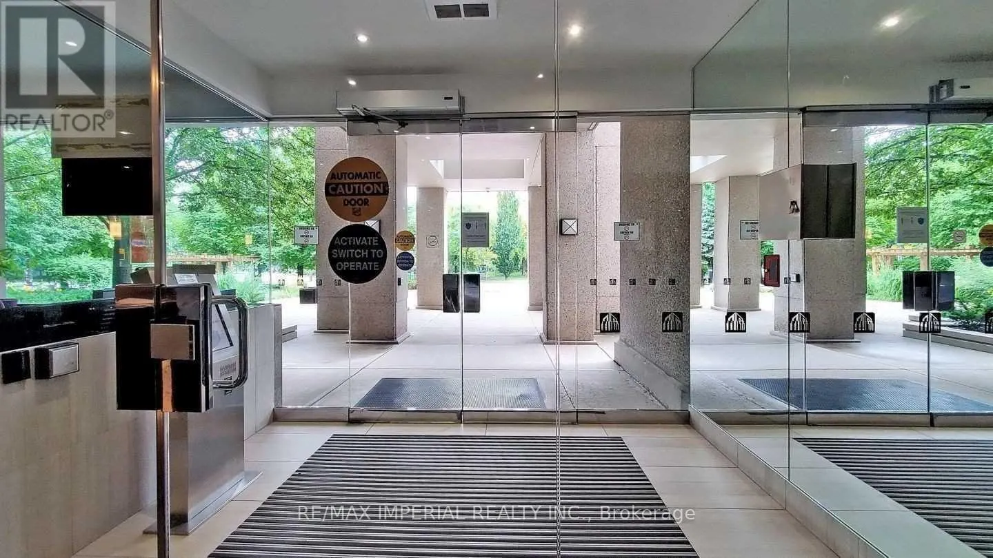 1006 - 35 EMPRESS AVENUE