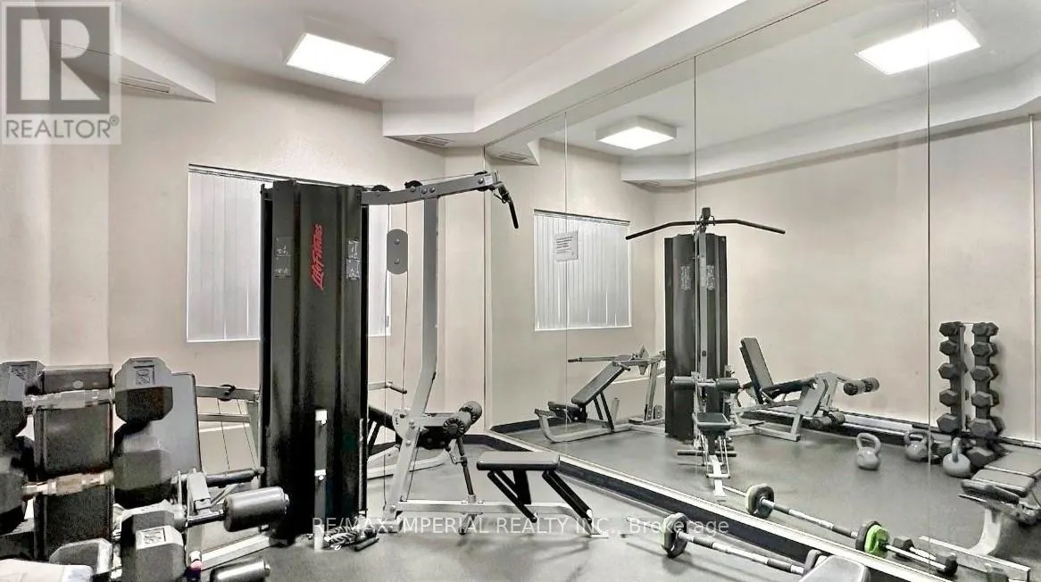 1006 - 35 EMPRESS AVENUE