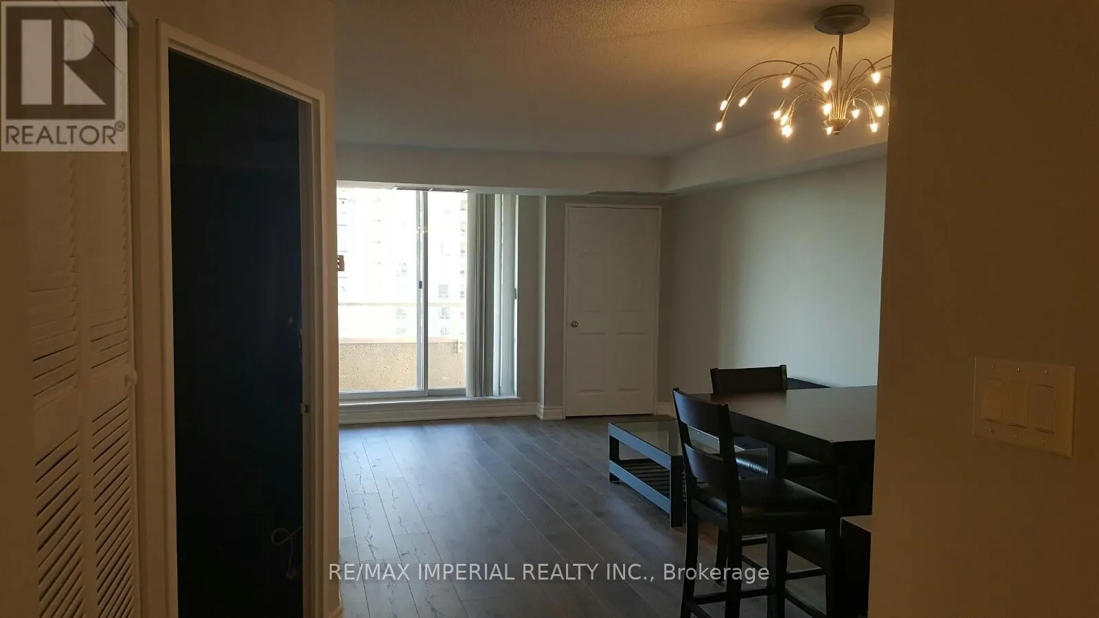 1006 - 35 EMPRESS AVENUE